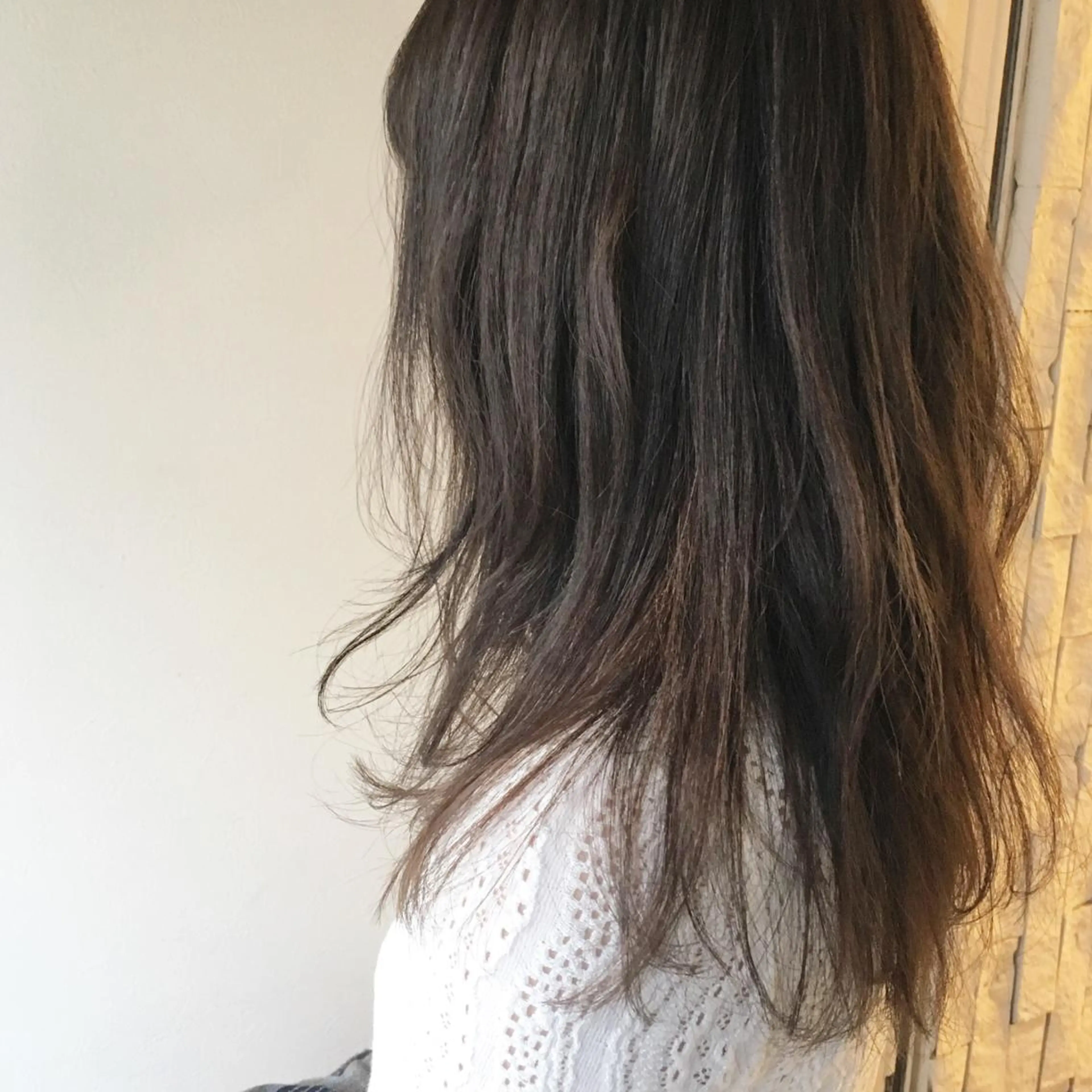 セミロング カラー アッシュ アッシュブラウン ブラウンカラー yuki hair所属・yuki watanabeのヘアスタイル