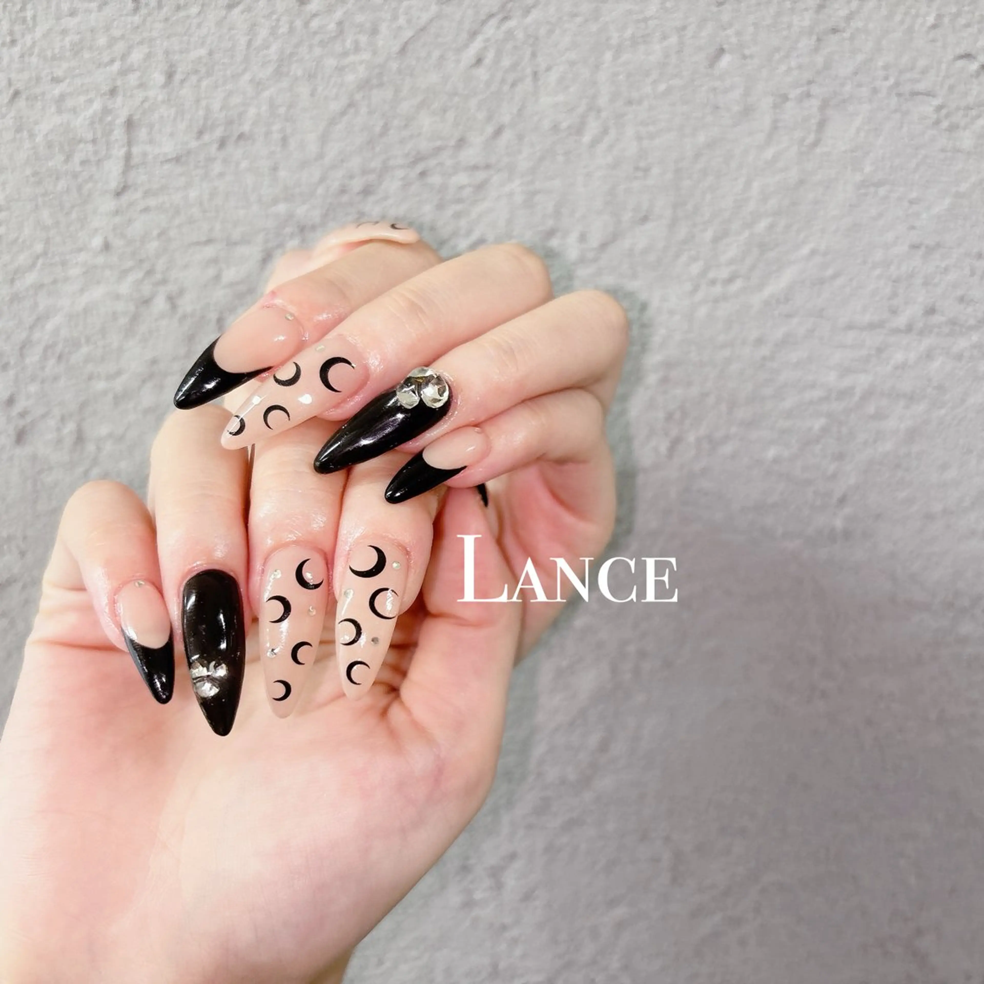 ネイル オーロラネイル フットネイル 氷ネイル・うるうるネイル キラキラネイル 韓国ネイル ハンドネイル Lance nailのネイルデザイン