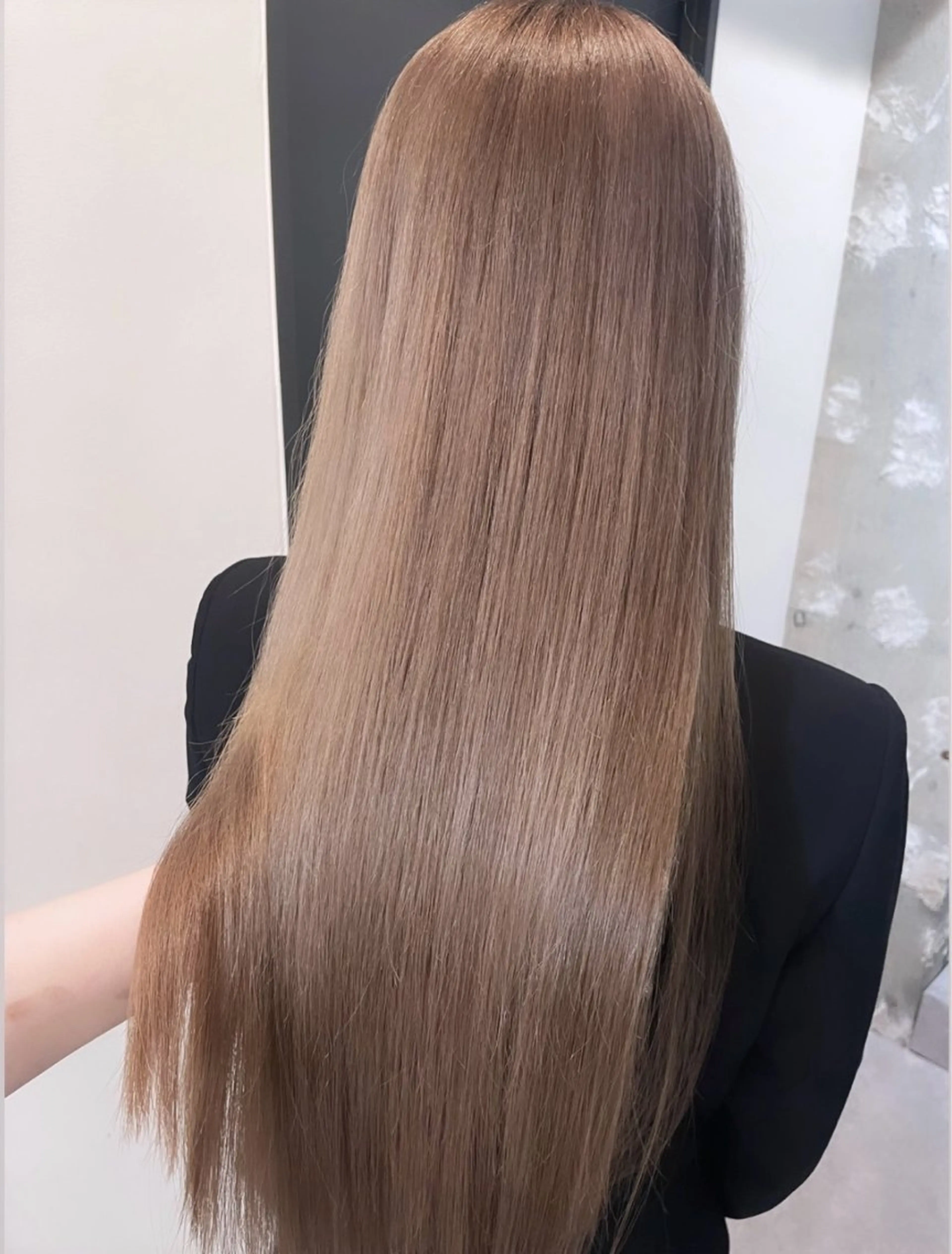 カラー ダブルカラー ハイトーンカラー PELE所属・カットモデル無料‪ レイヤー、ボブ森龍哉のヘアスタイル