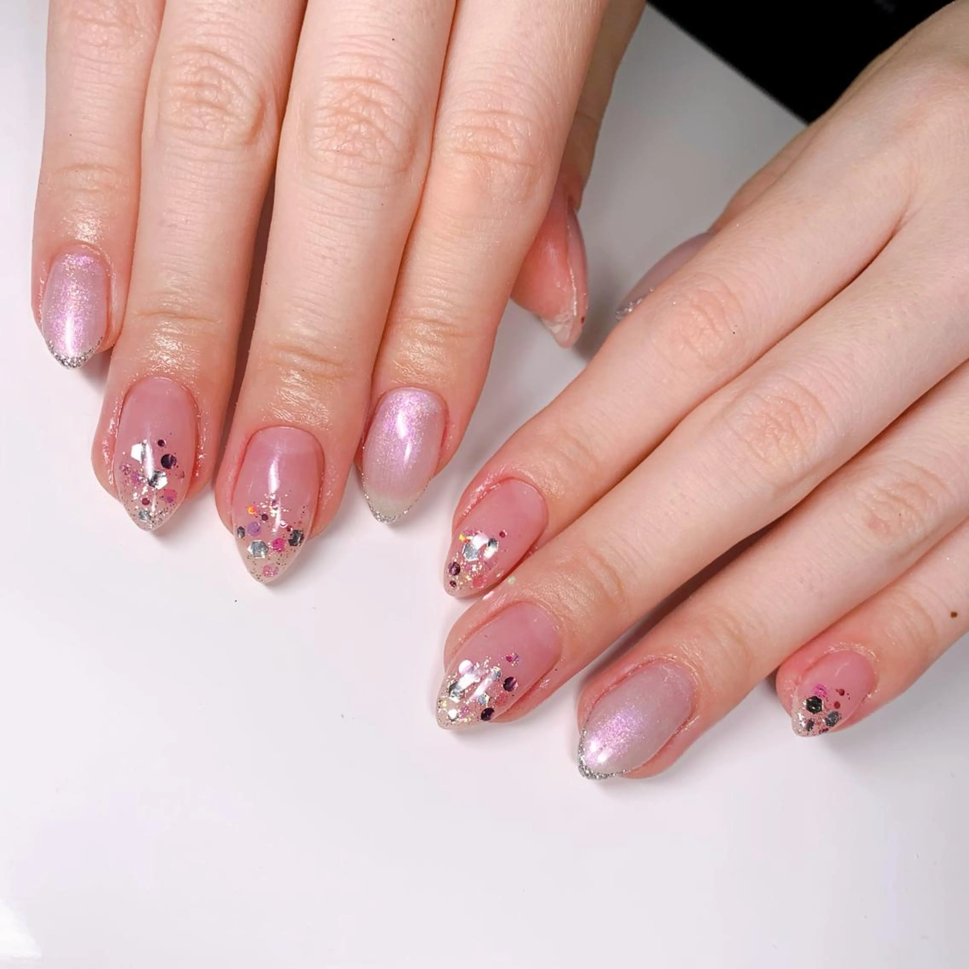 ネイル 【カメレオン】 上村 祥子のヘアスタイル