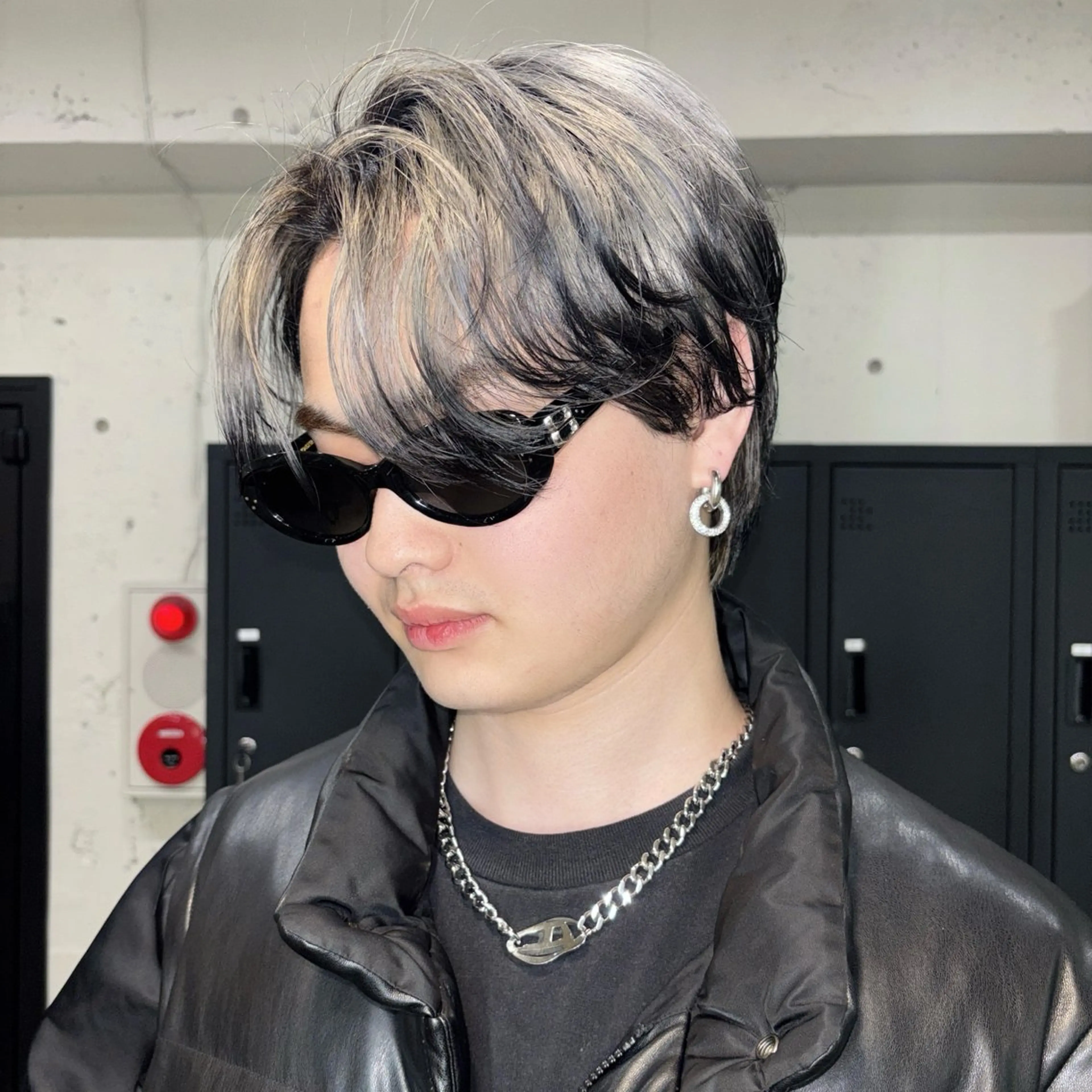 ショート カット ヘアカラー Miyuki🇰🇷 中/韓メンズヘアのヘアスタイル