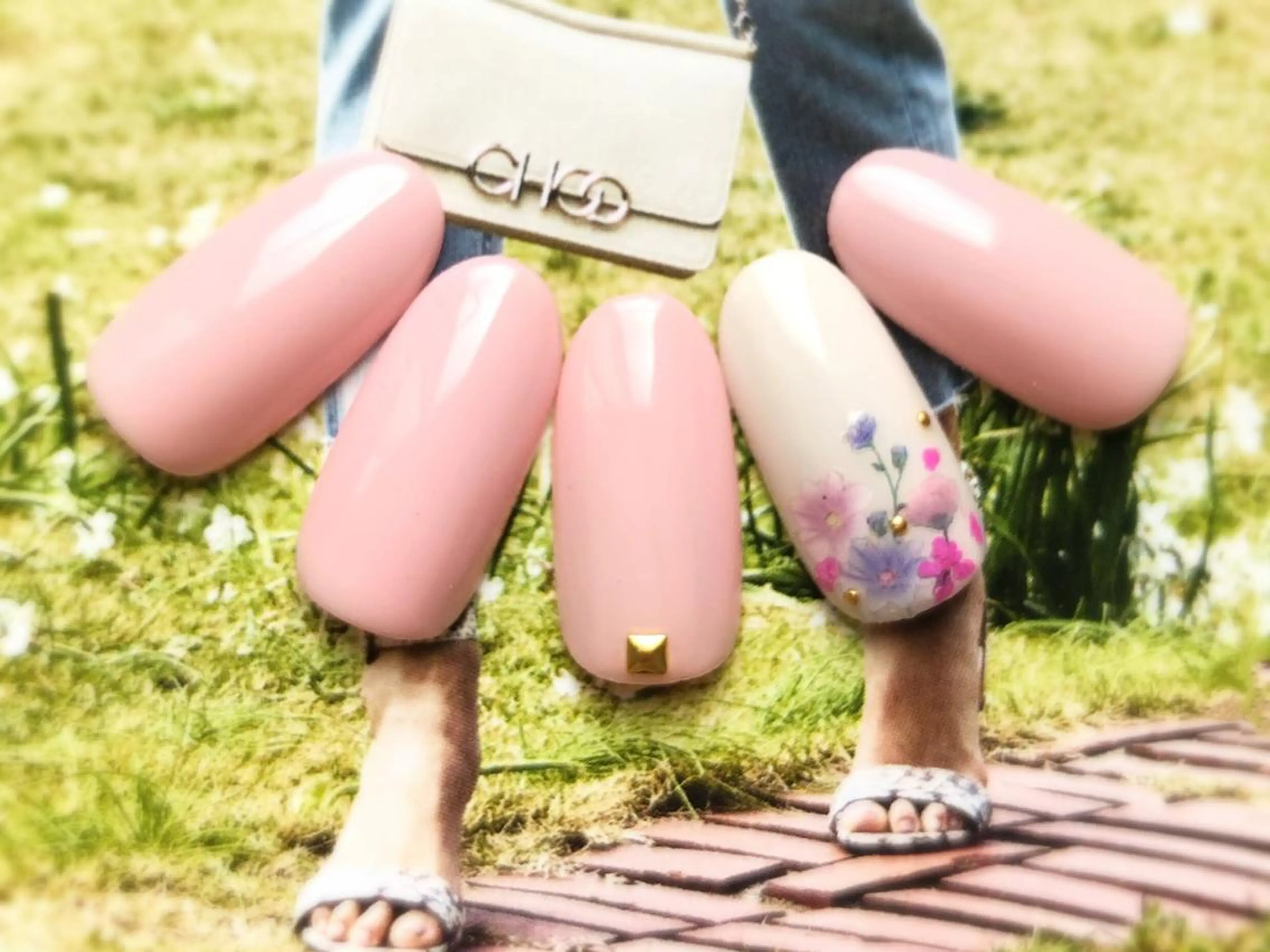 ネイル アートネイル S Sの眉毛・アイブロウイメージ