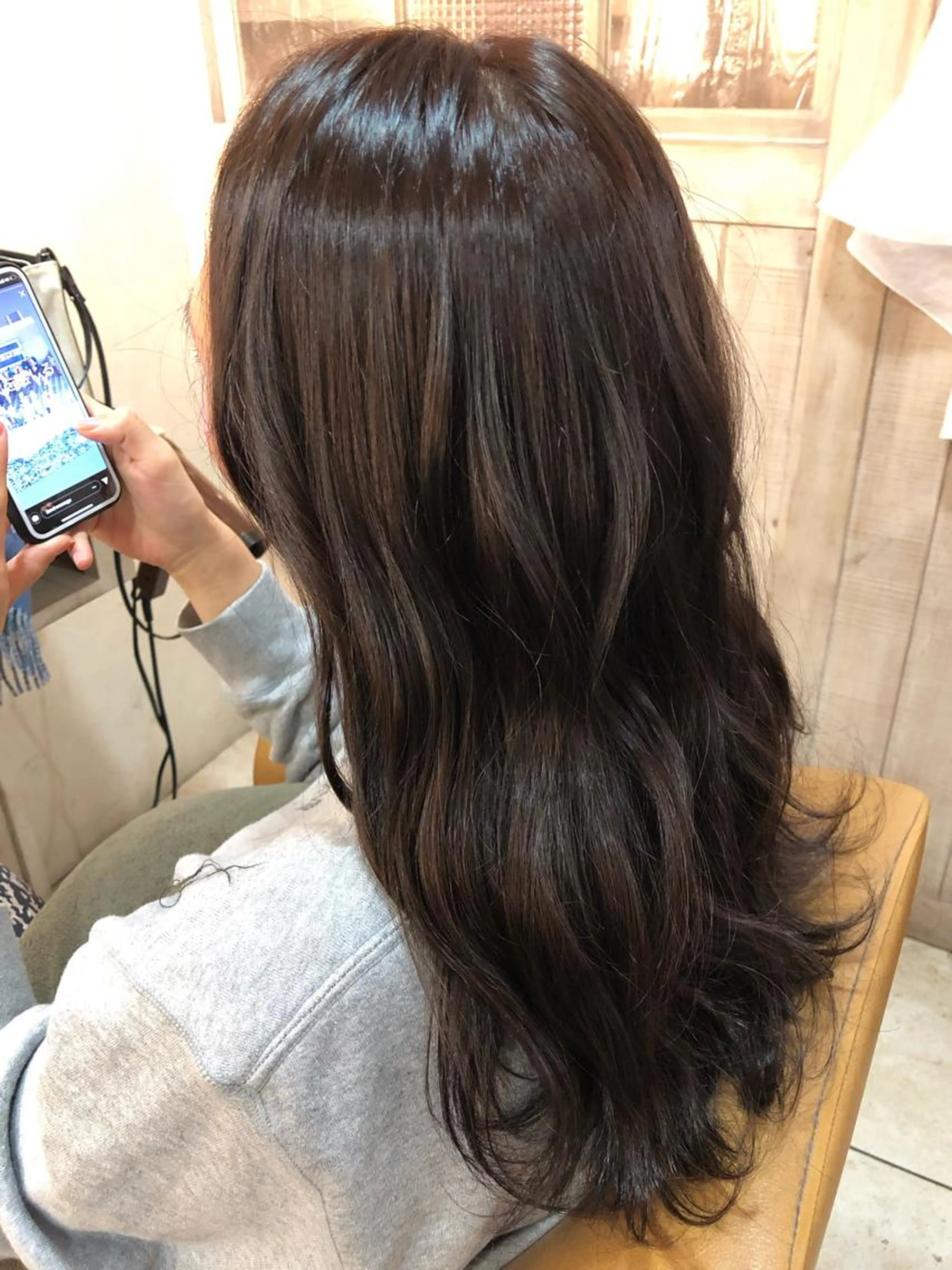 ヘアカラー & トリートメントの写真