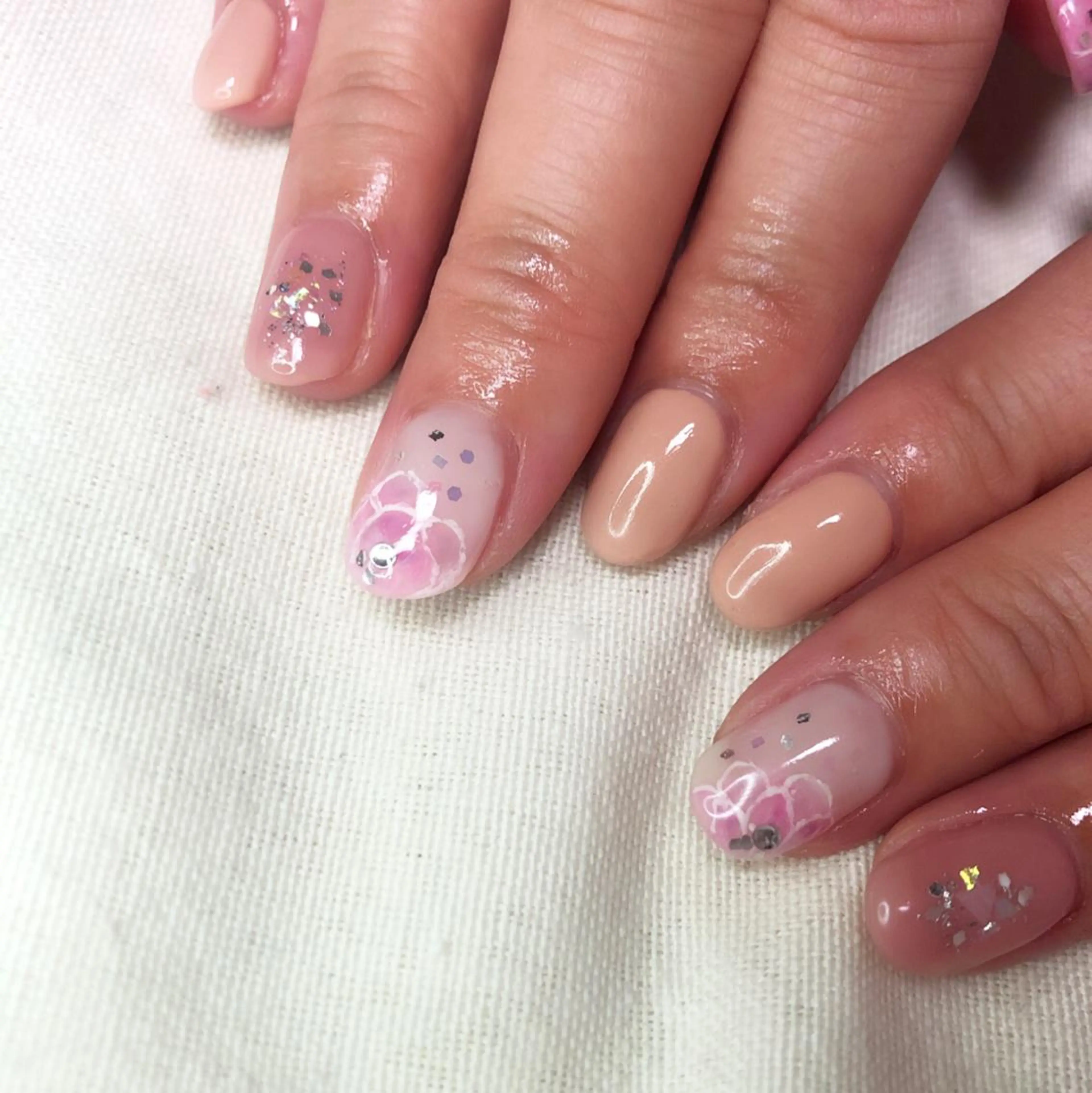 ネイル AZU nailのネイルデザイン