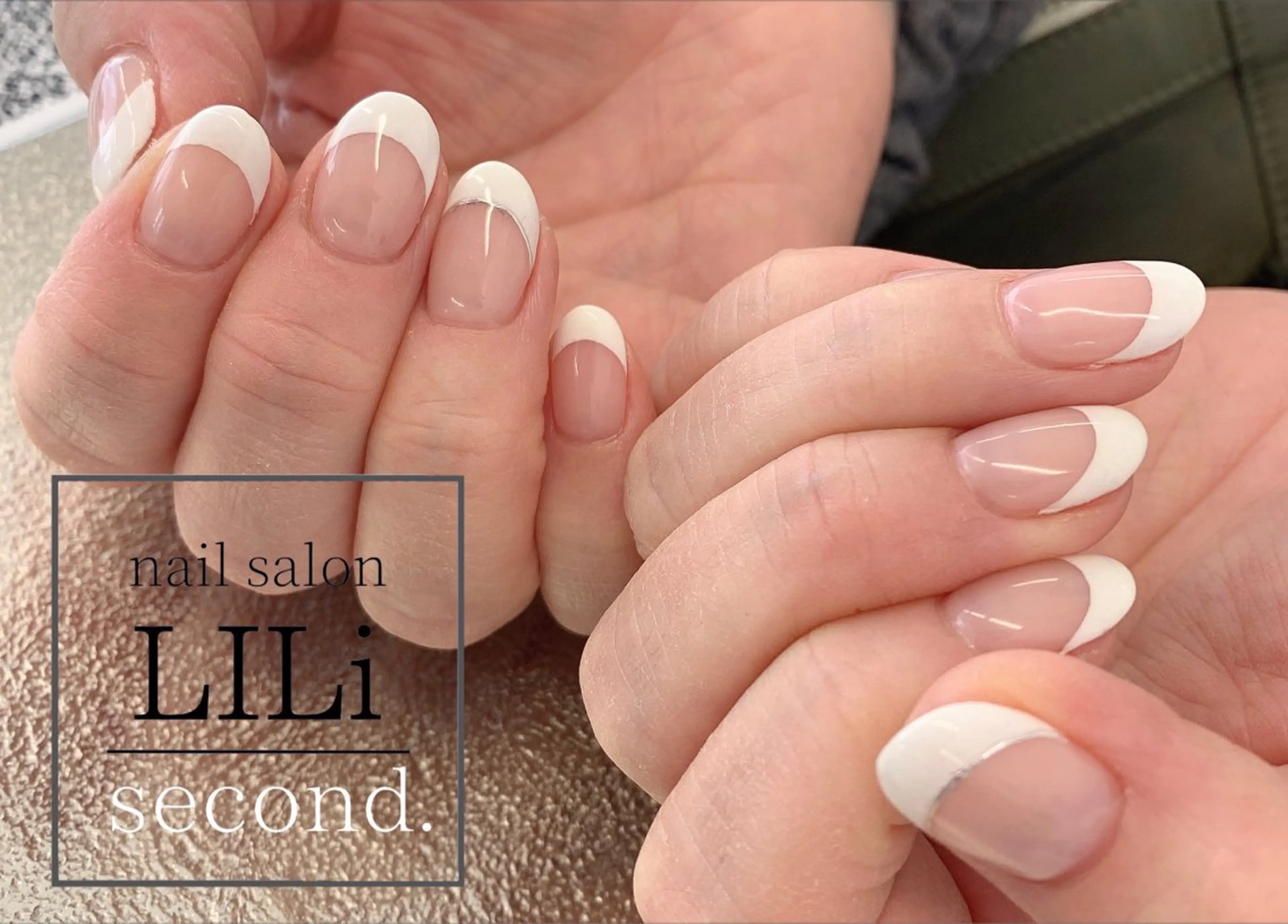 ネイル ミラーネイル Sari ✳︎のネイルデザイン