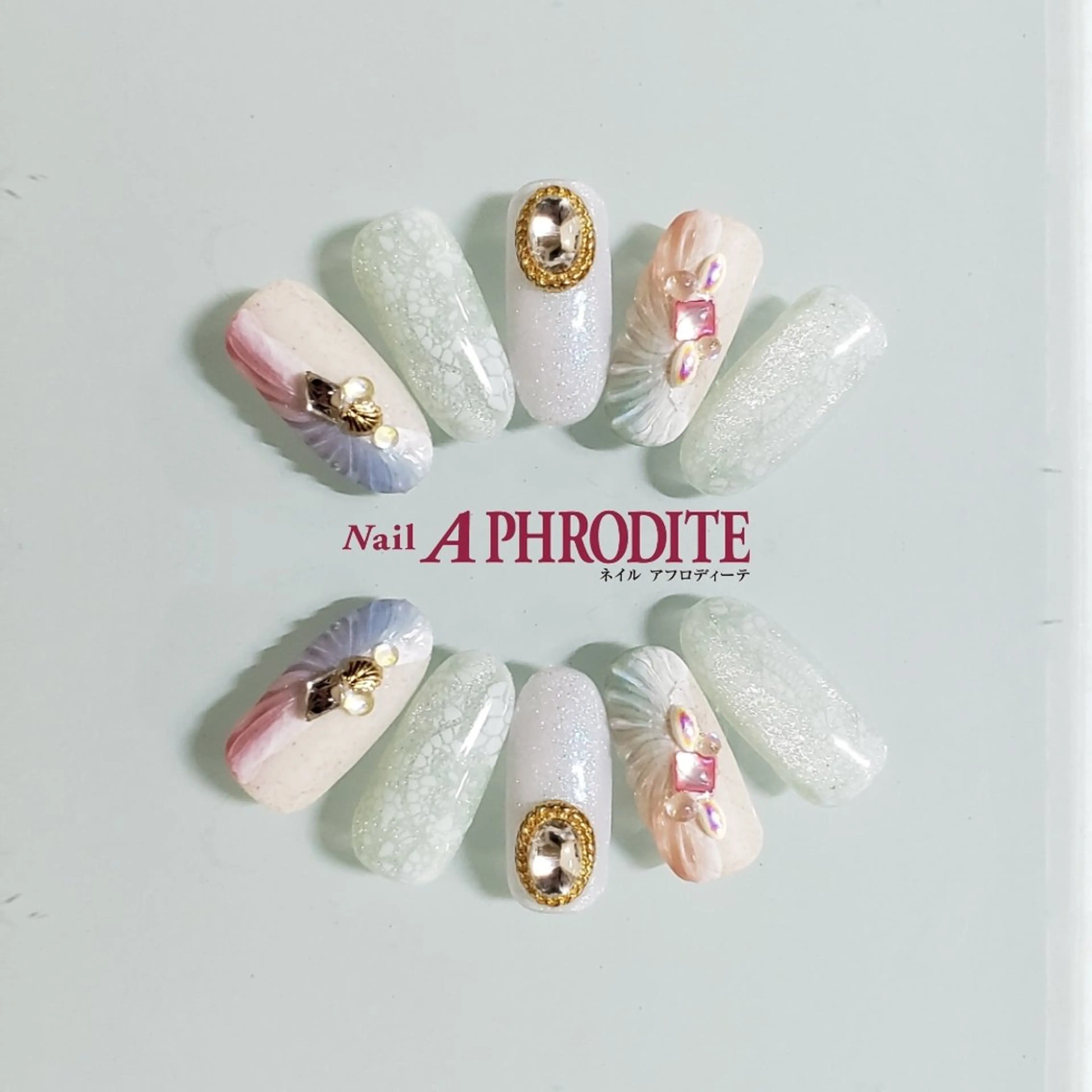 ネイル ジェルネイル ニュアンスネイル スカルプネイル ソフトジェル ネイルチップ ハンドネイル Nail  Aphroditeのネイルデザイン