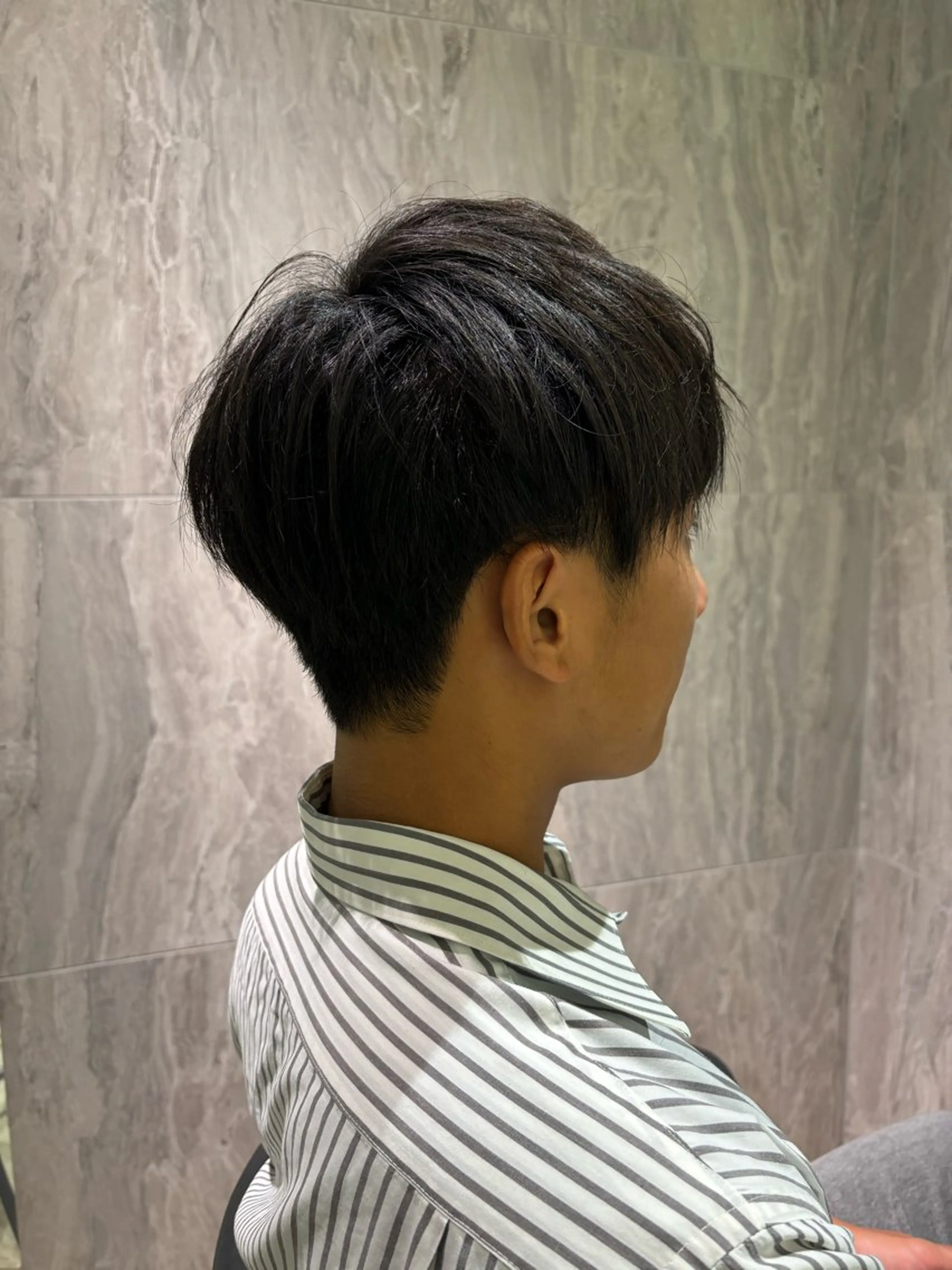 ショート メンズ マッシュ 切りっぱなしボブ/ ショート/カエ🌛のヘアスタイル