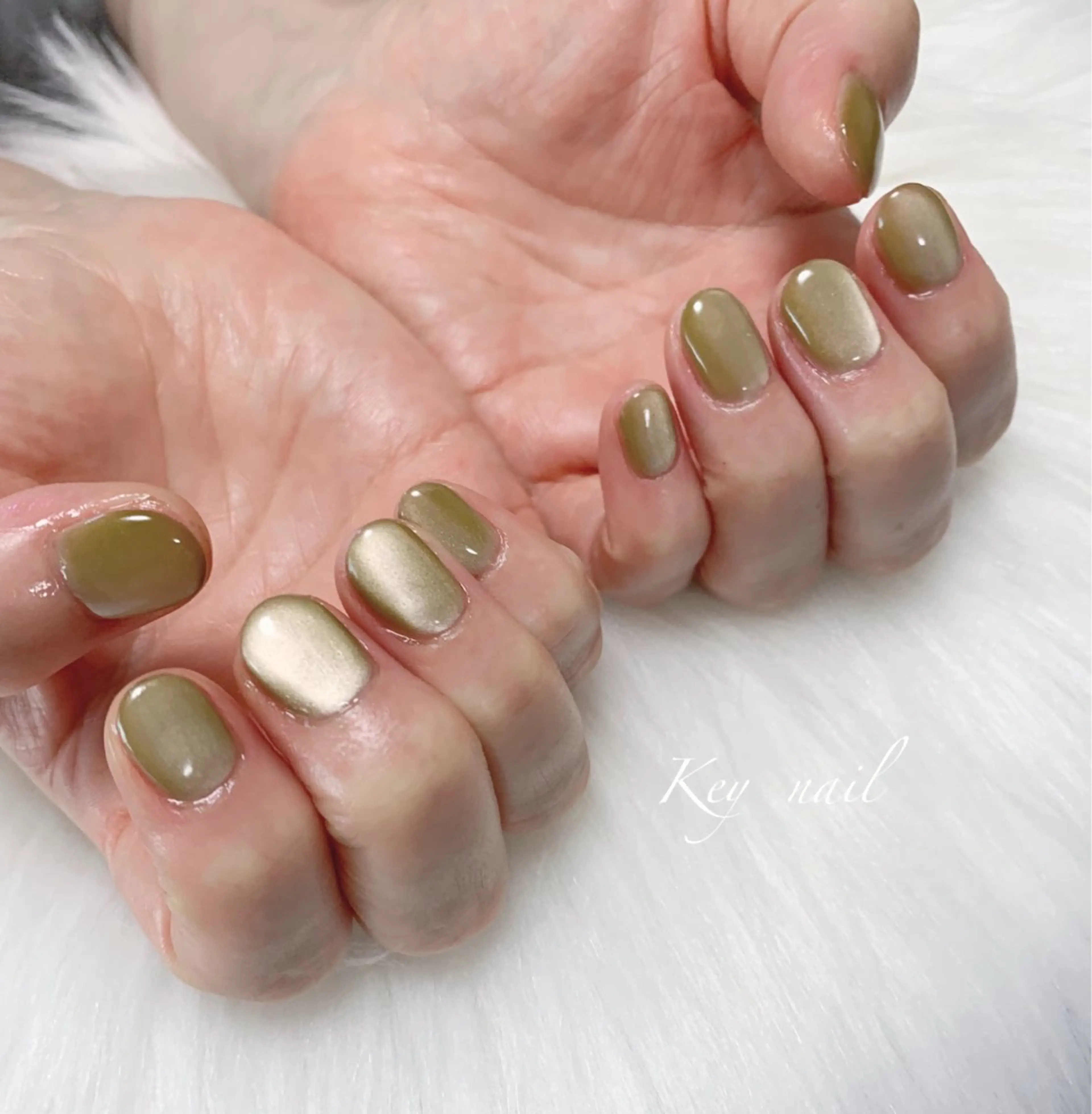 ネイル マグネットネイル マグネットワンカラー ワンカラーネイル ピスタチオネイル Key nailのネイルデザイン