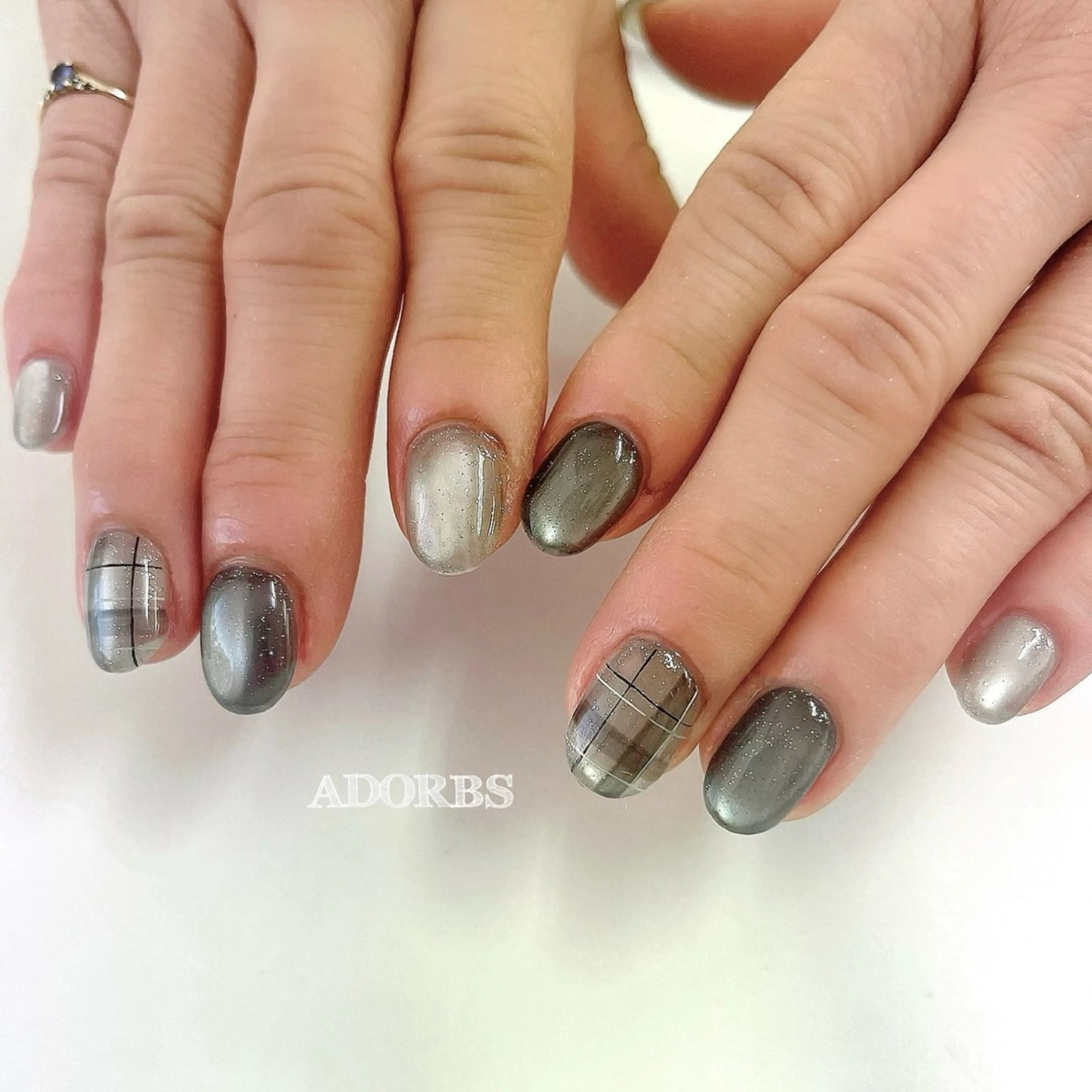 ネイル ハンドネイル フットネイル ADORBS ✩上福岡のネイルデザイン