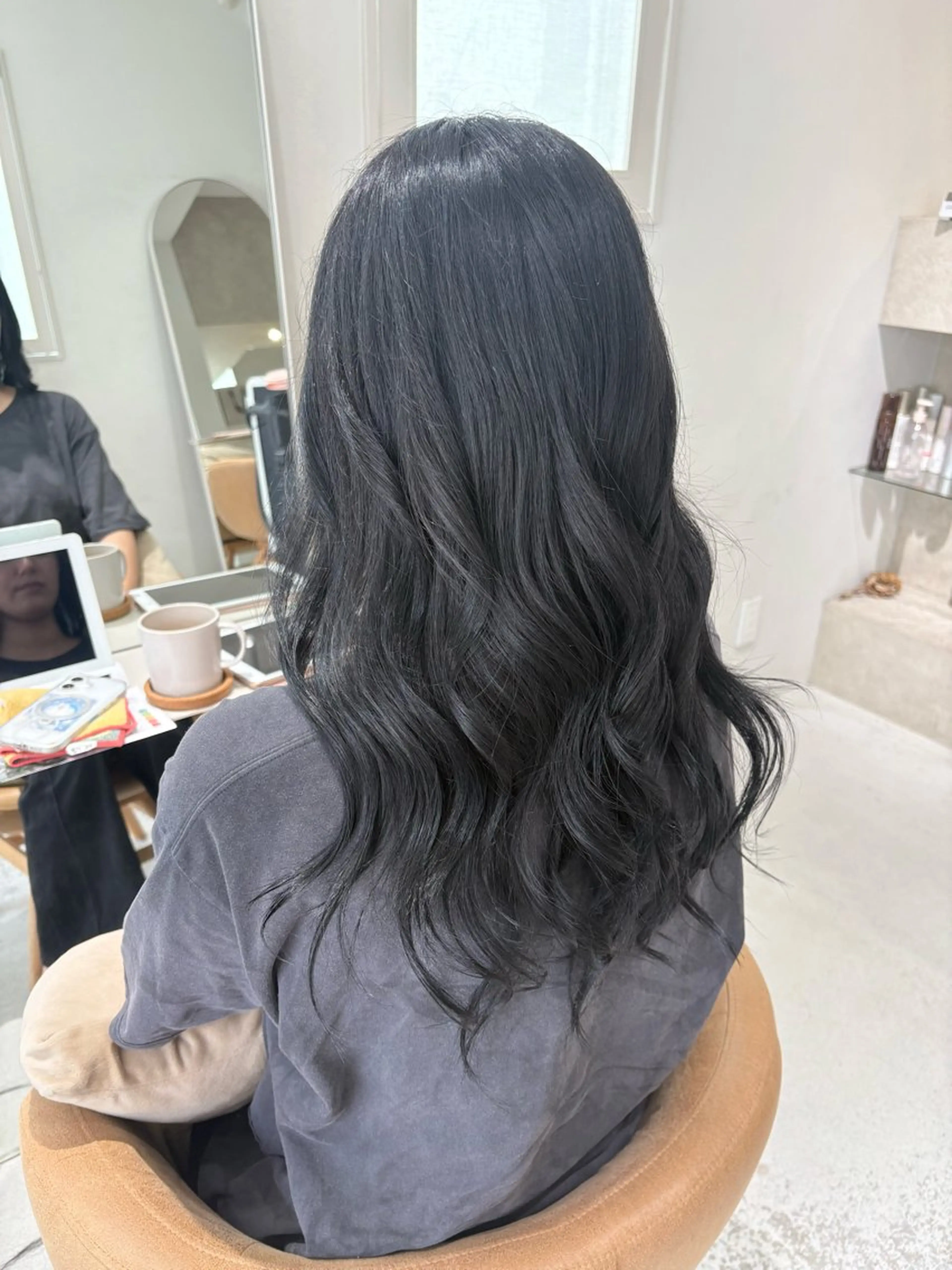 ロング カット ヘアカラー トリートメント 🪻花屋併設🪻秀島 有紀のヘアスタイル