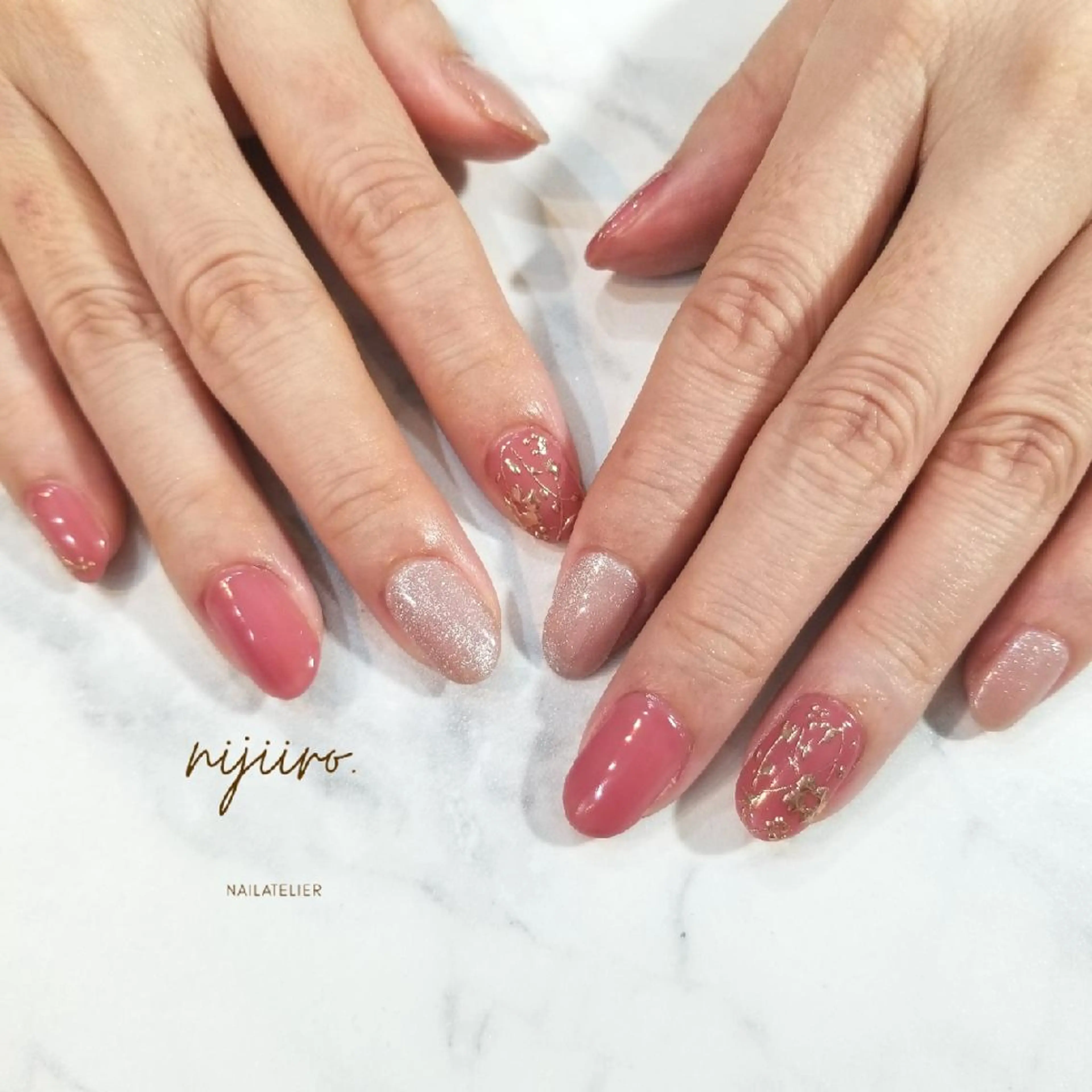 ネイル ミラーネイル ハンドネイル nailatelier nijiiro.所属・nijiiro🌈 サトウのネイルデザイン