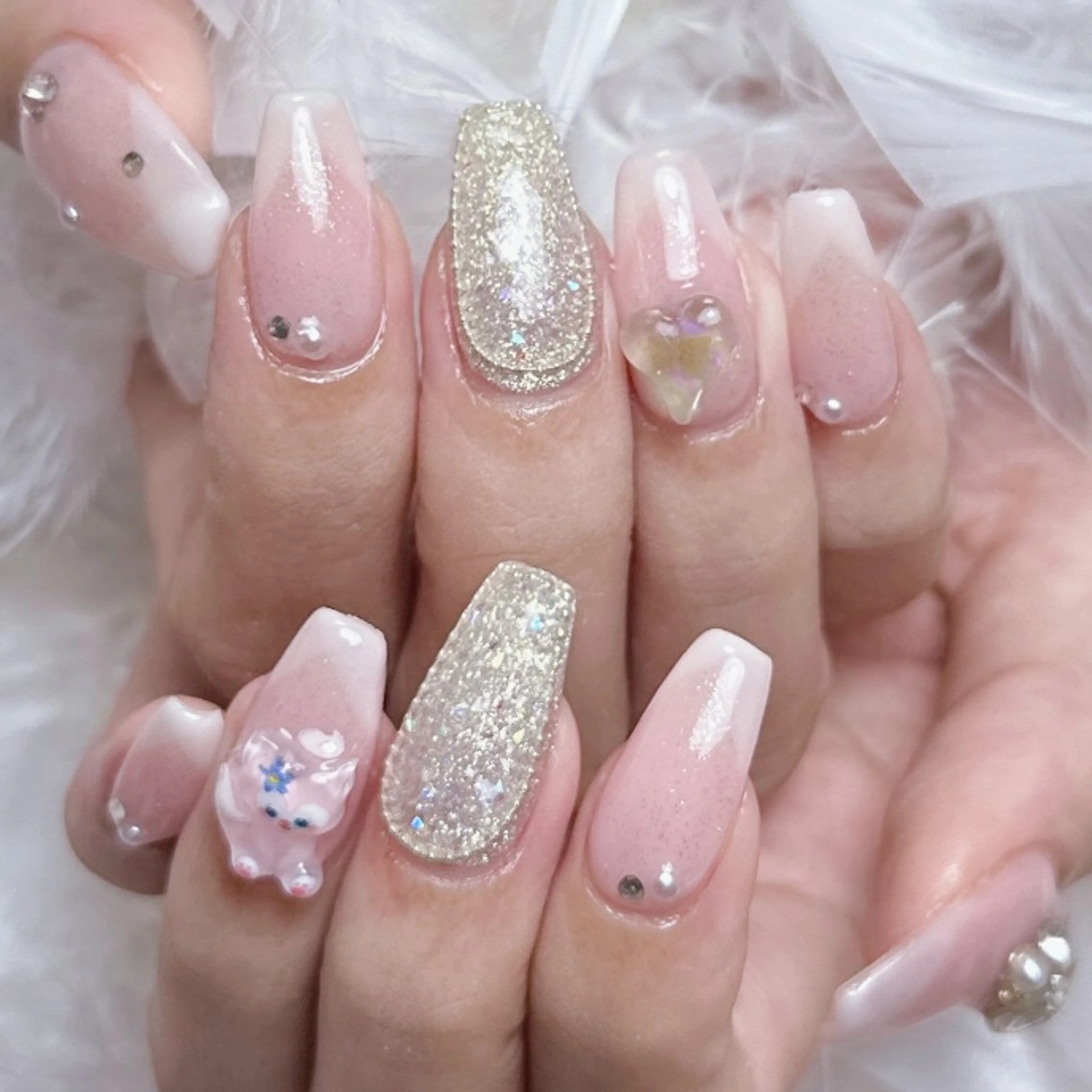 ネイル アートネイル ジェルネイル 韓国ネイル マグネットネイル マットネイル ハンドネイル DIAMOND Nail🍒のネイルデザイン