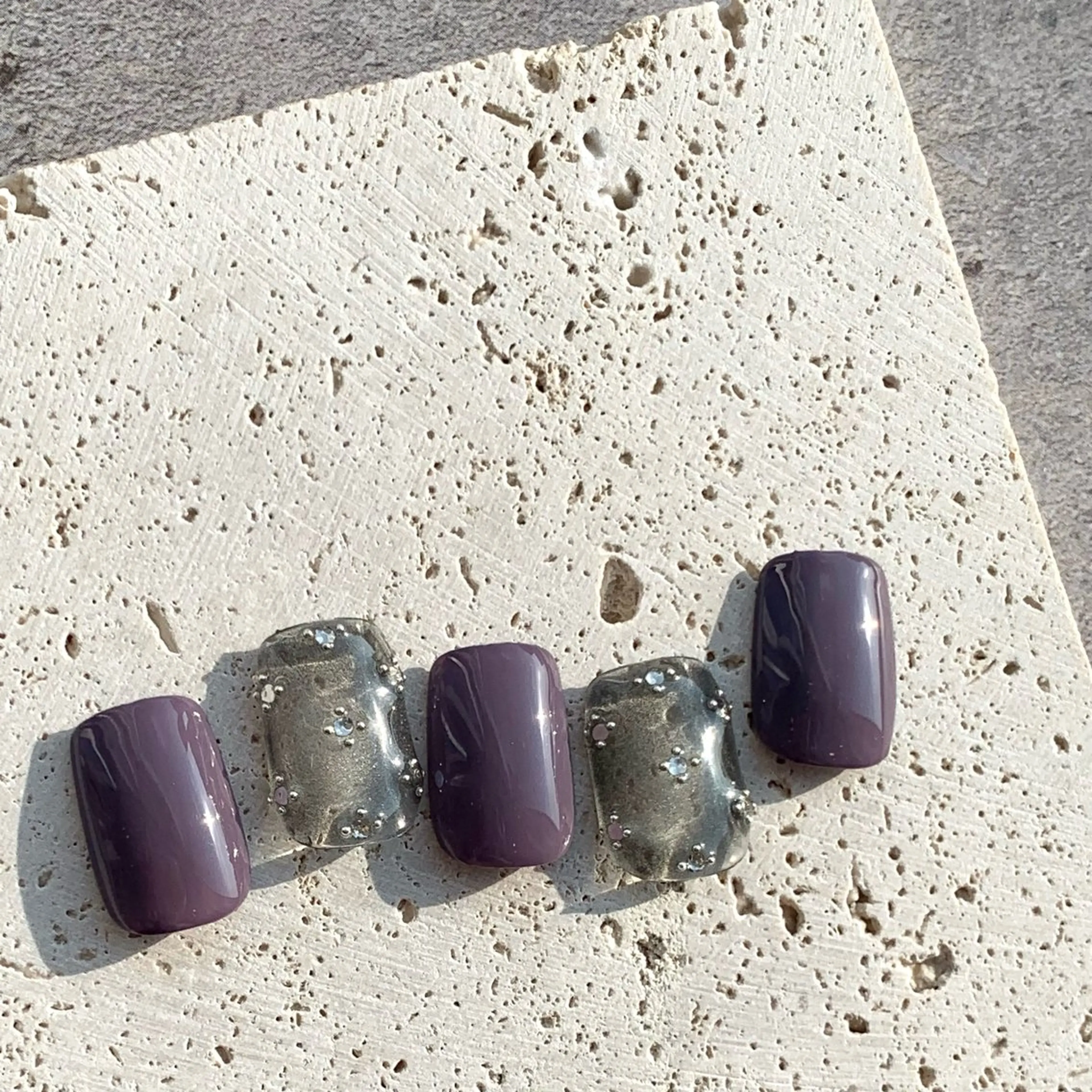 ネイル マグネットネイル シンプルネイル ハンドネイル ANEMONA NIHOのネイルデザイン