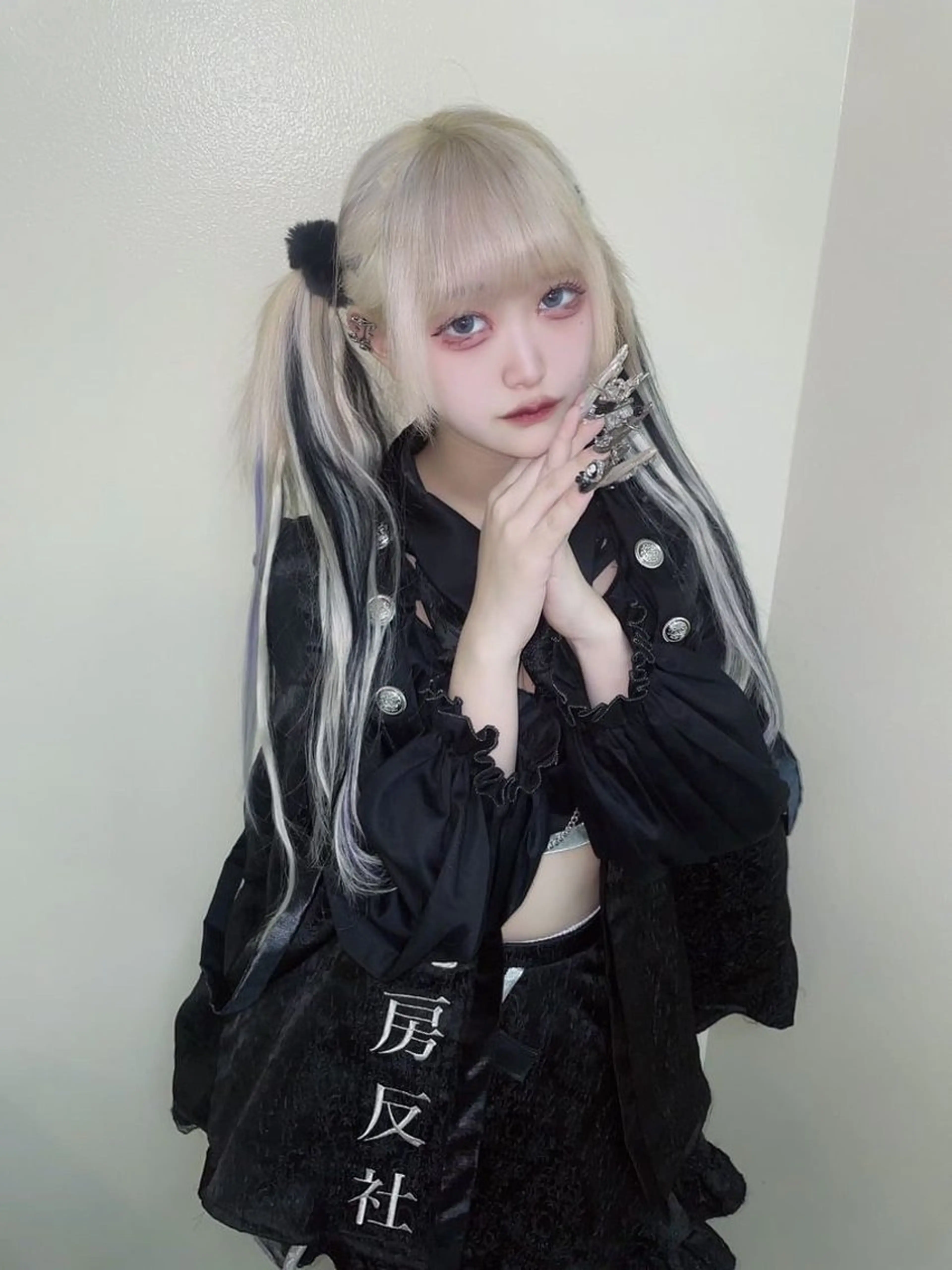 ロング カラー エクステ ✨最安値✨エクステ カラー🌼つきな🌼のヘアスタイル