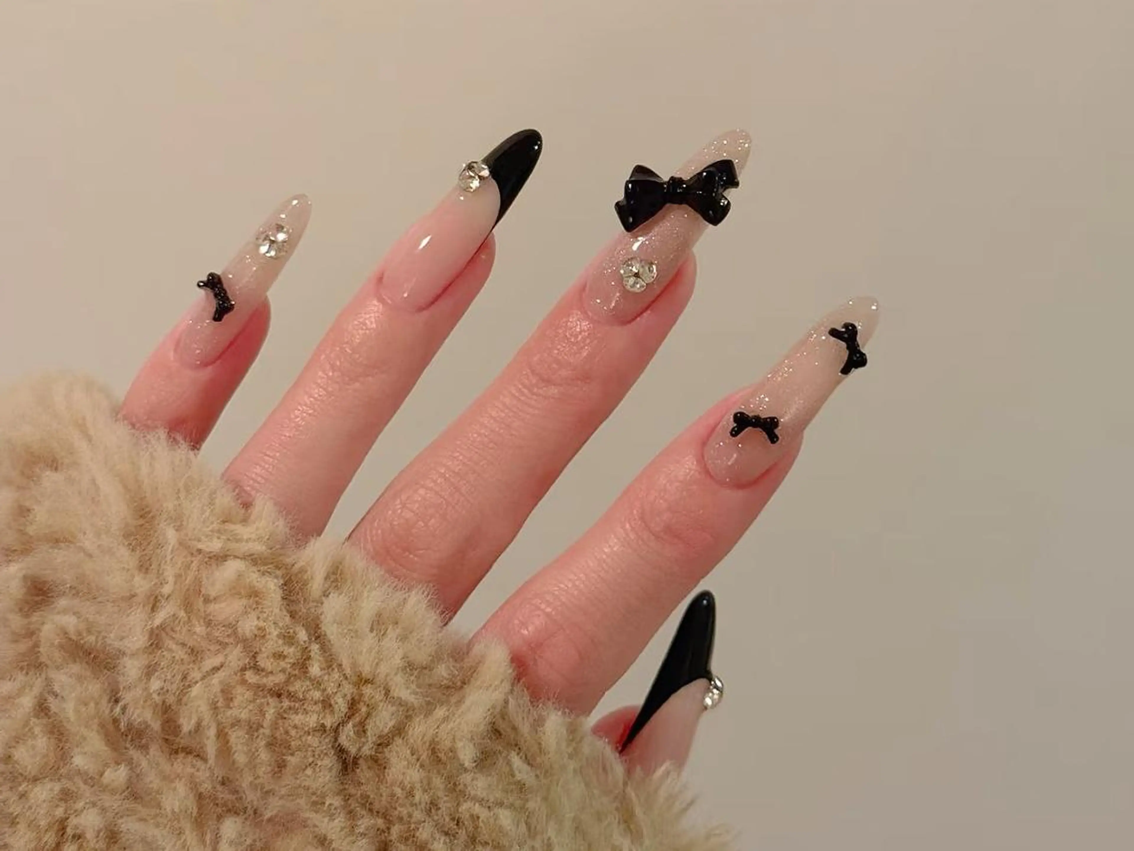 ネイル アートネイル ジェルネイル ガーリー ハート ホログラムネイル ハンドネイル 🎀 moo~ 🎀のネイルデザイン