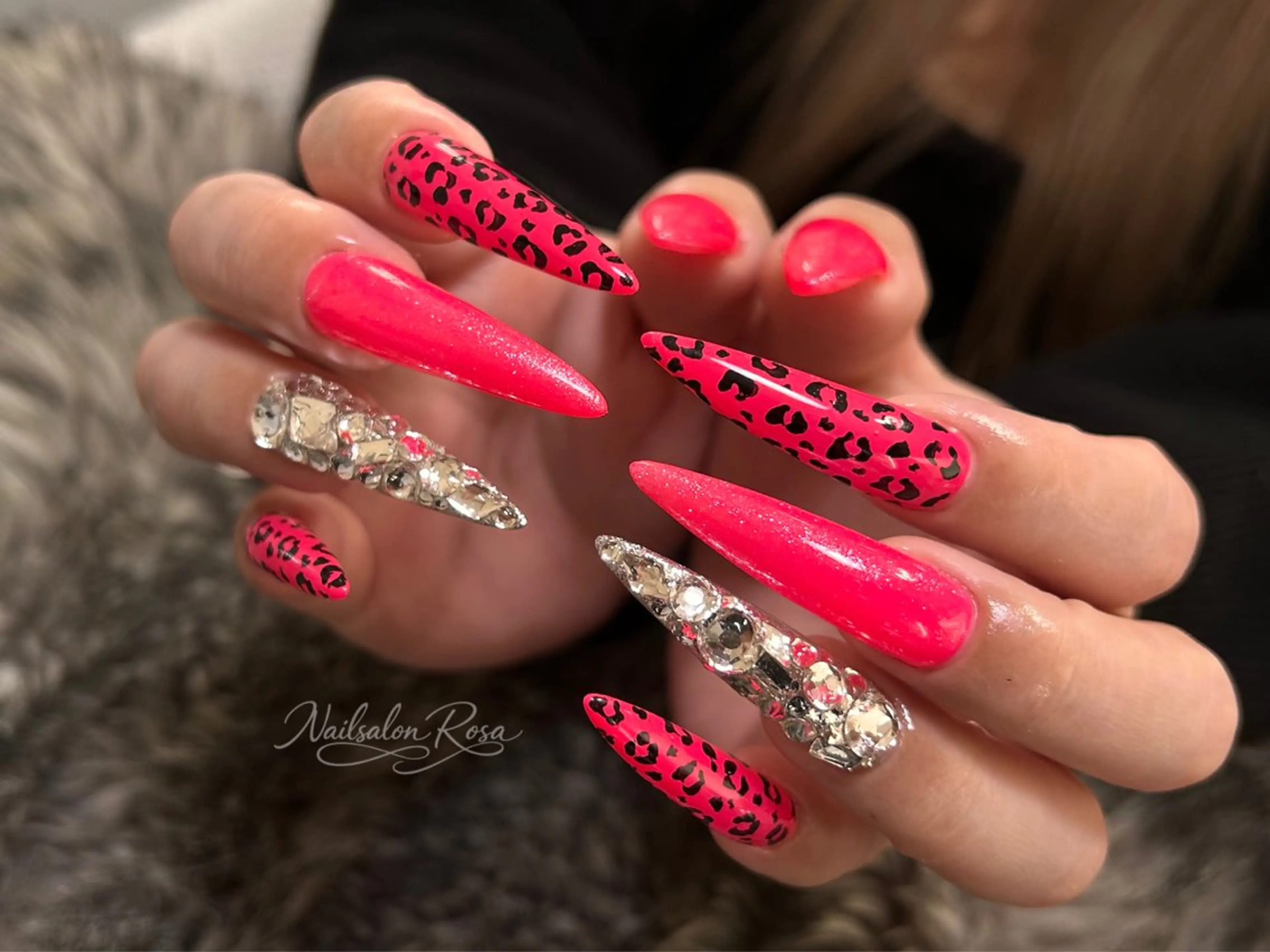 ネイル nailsalon ROSAのネイルデザイン