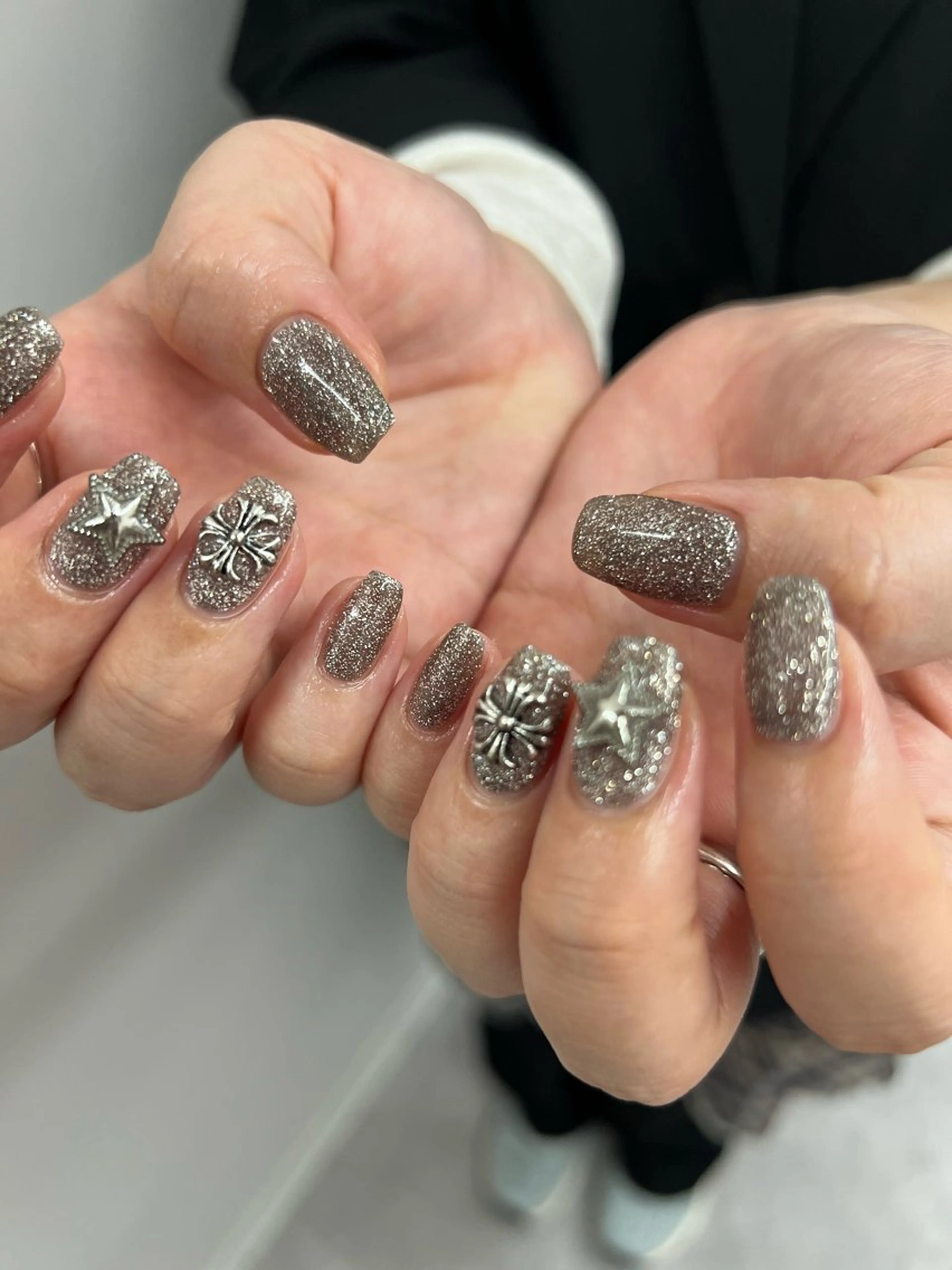 ネイル フラッシュネイル ジェルネイル キラキラネイル マグネットネイル ニュアンスネイル ハンドネイル ハンドケア Bana_ Nailのその他イメージ