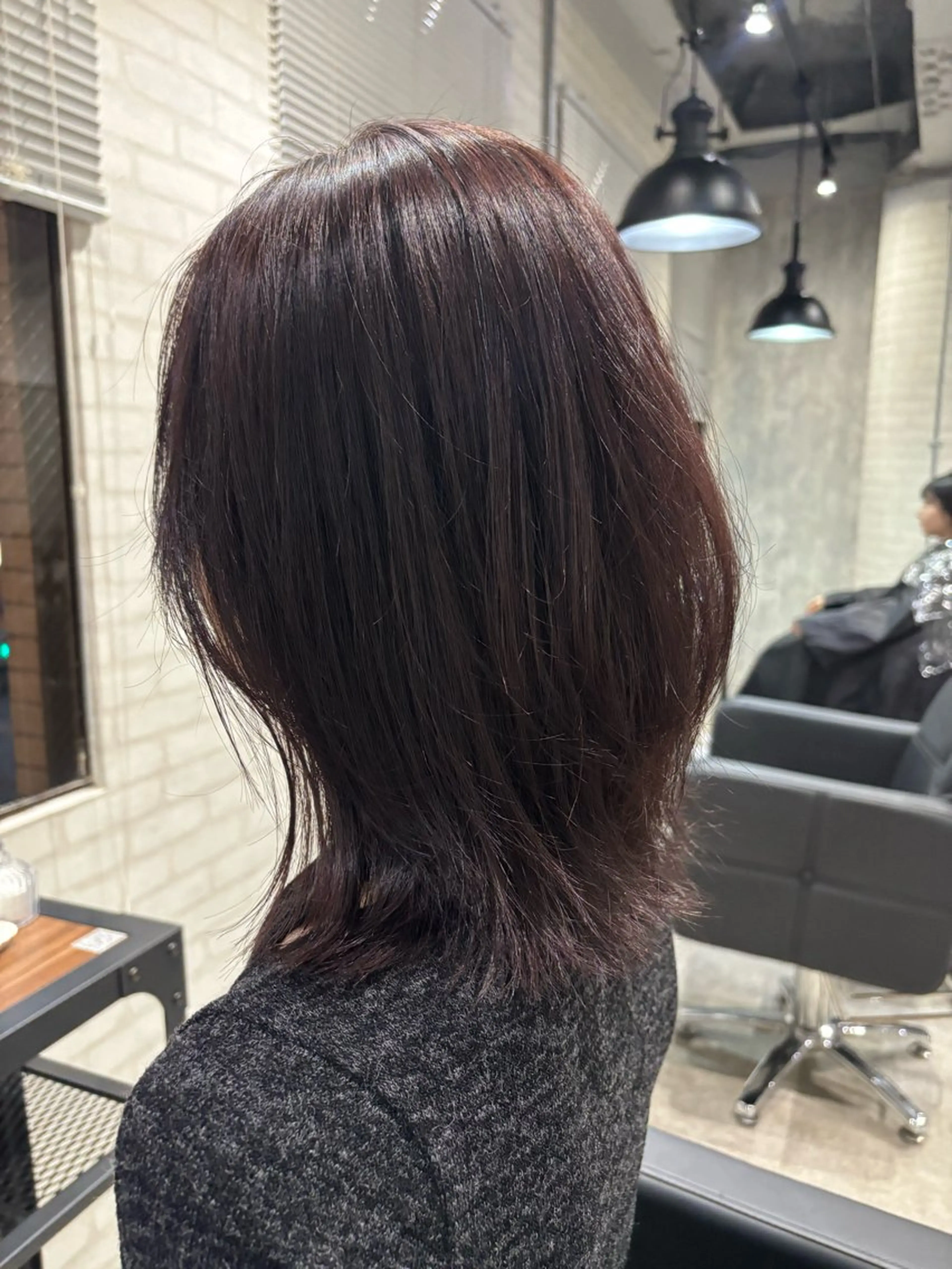 ミディアム カット ヘアカラー トリートメント タカト/レイヤー /流行ヘア/髪質改善のヘアスタイル