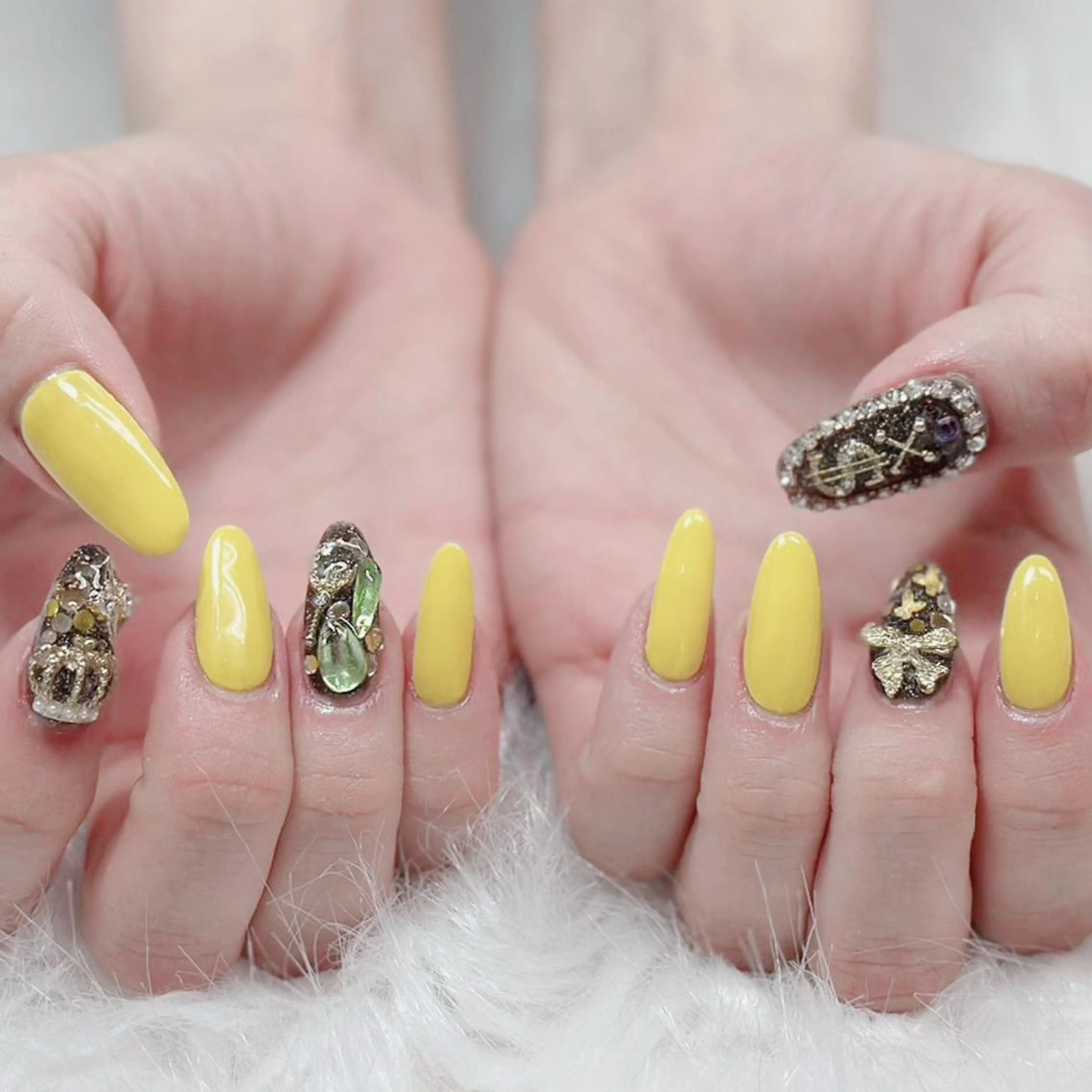 ネイル ハンドネイル DIAMOND 💅のネイルデザイン