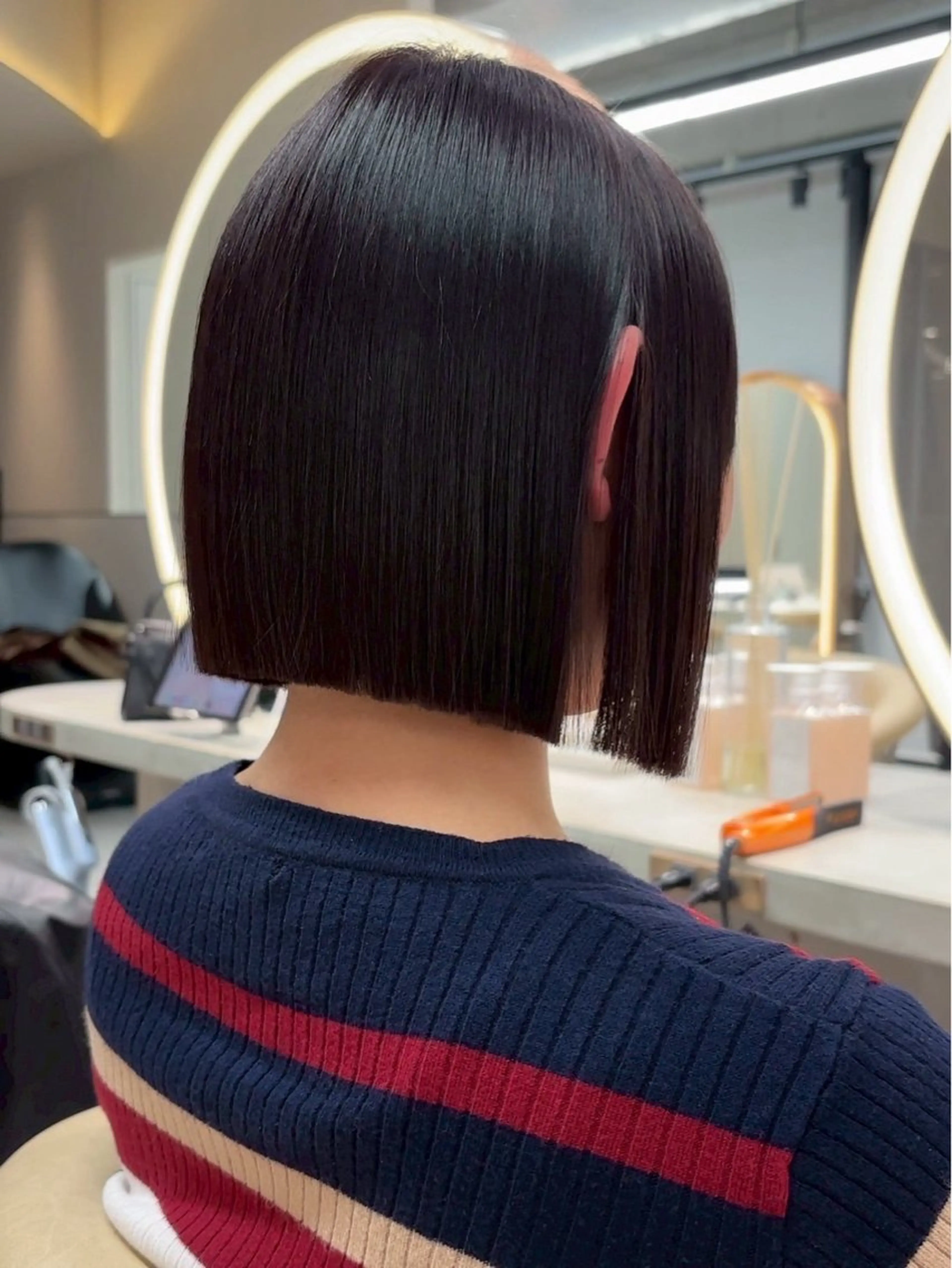 ミディアム 切りっぱなしボブ ボブレイヤー アッシュ アッシュブラウン ボブ ボブ/髪質改善 jionのヘアスタイル