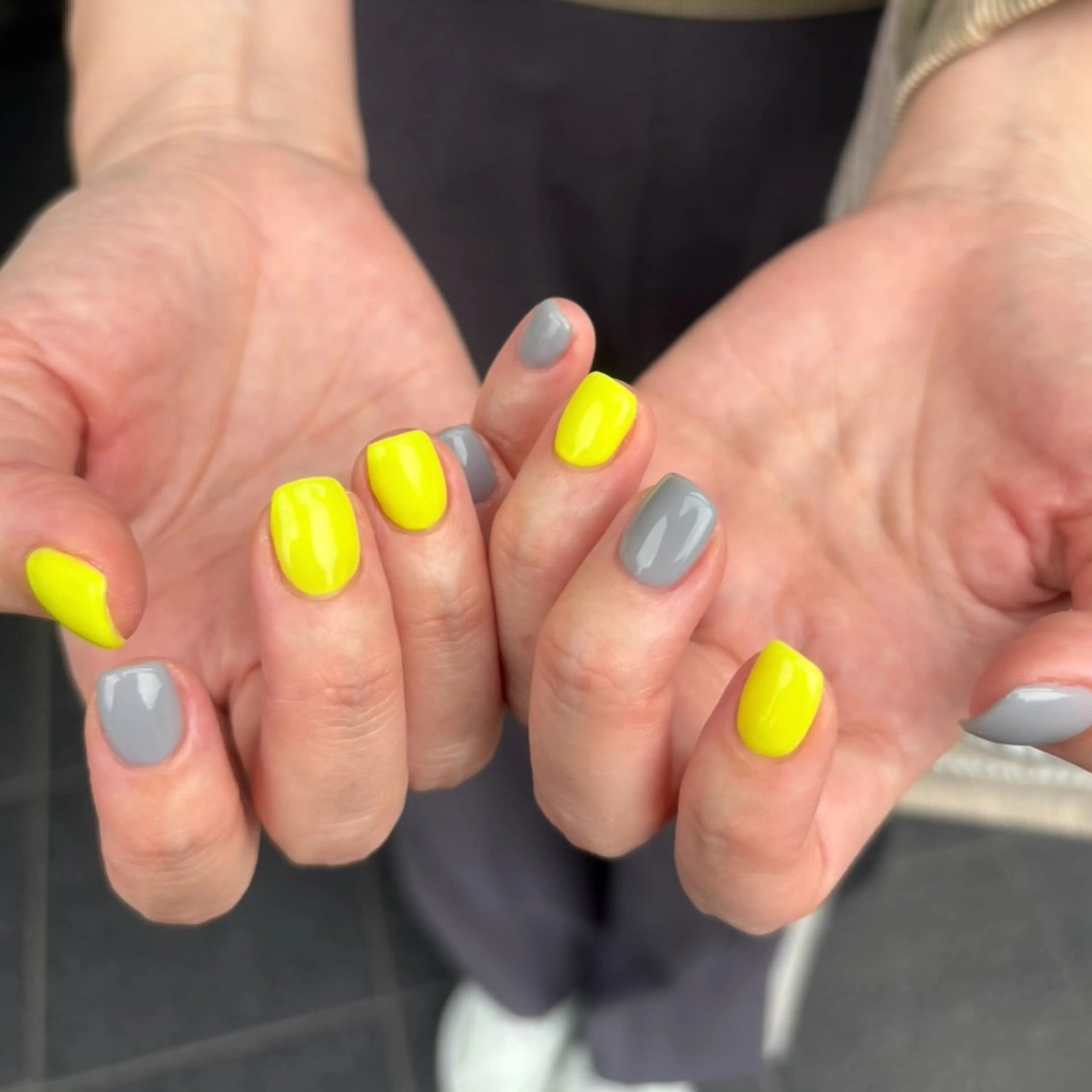 ネイル Cuaura所属・松下 彩菜のネイルデザイン