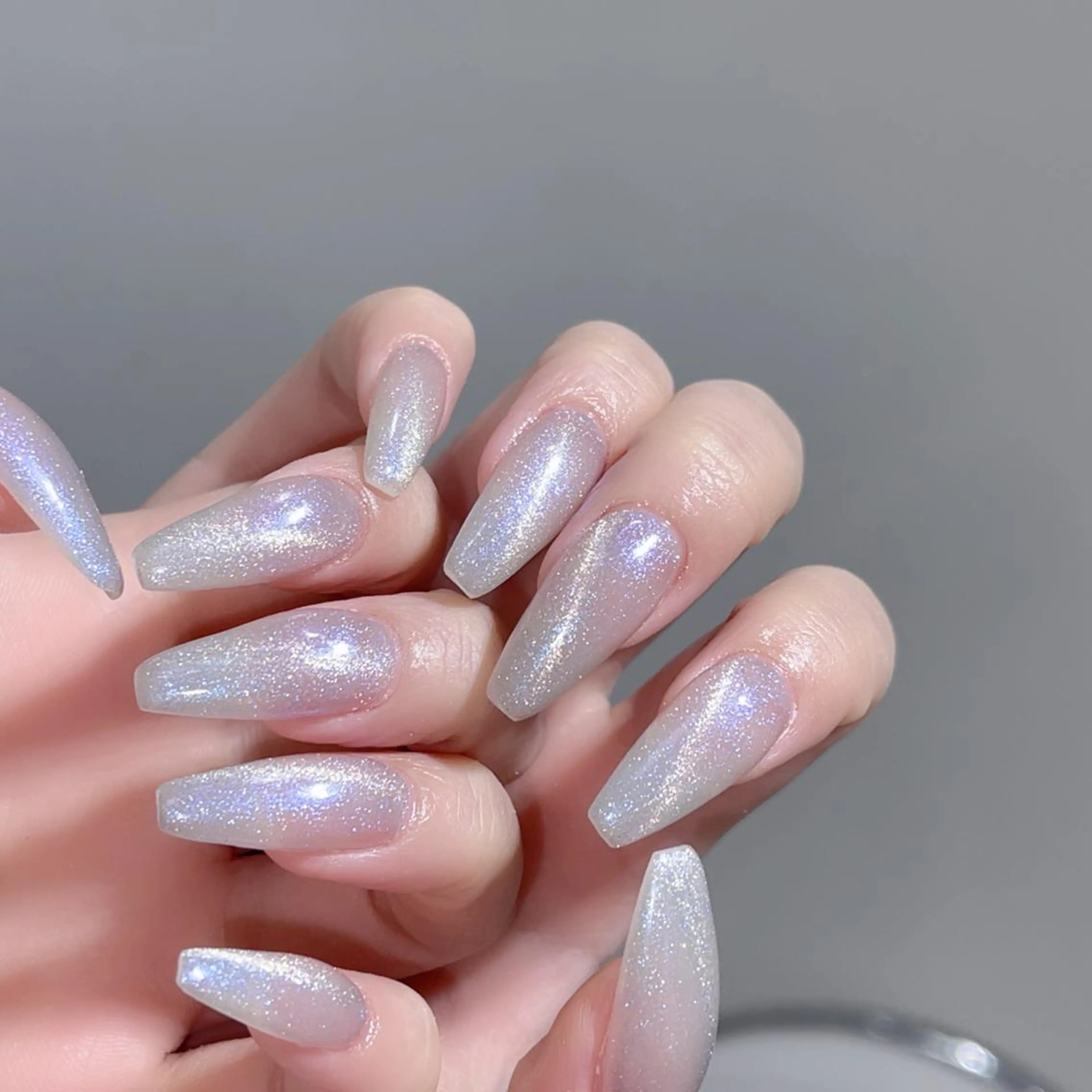 ネイル 長さ出し スカルプネイル Queens ciciのネイルデザイン