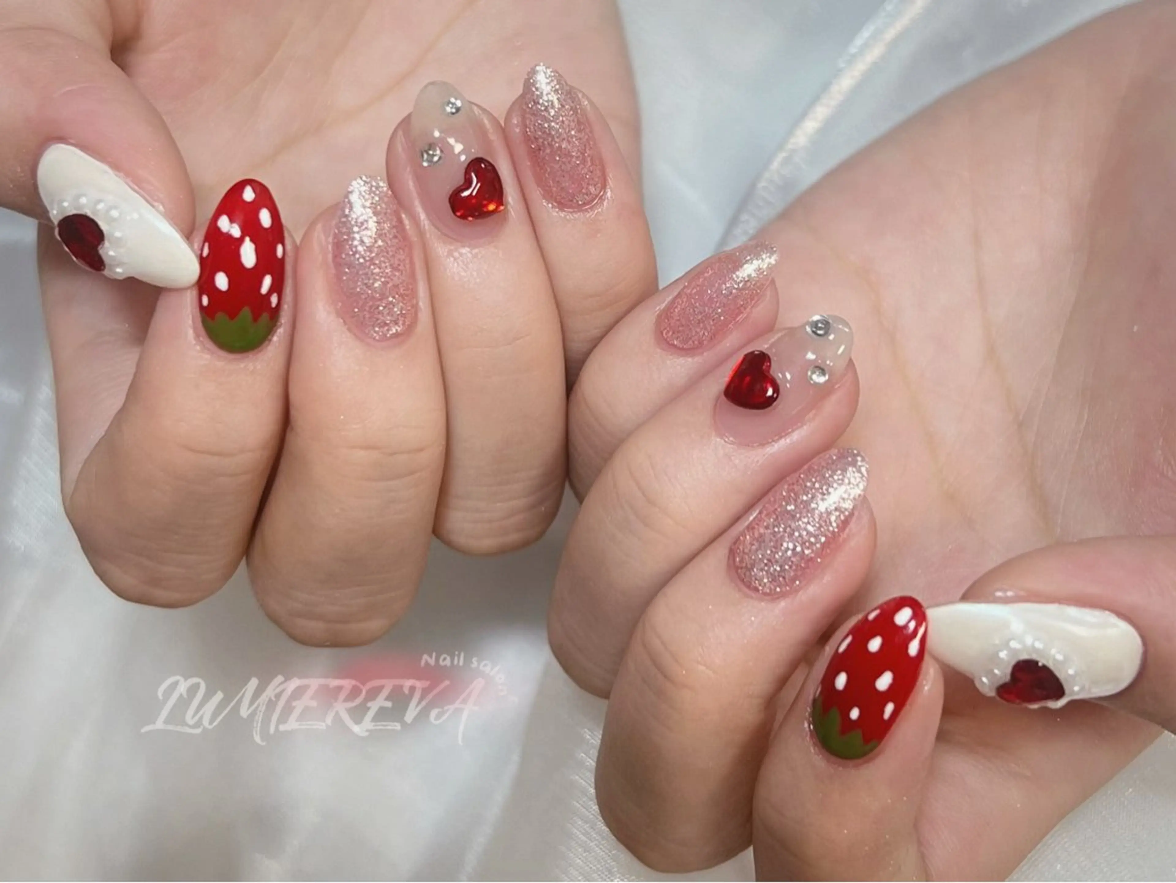 ネイル オーロラネイル 長さ出し ジェルネイル 氷ネイル・うるうるネイル 韓国ネイル ハンドネイル lumiereva nail salon所属・Lumiereva nail salonのネイルデザイン