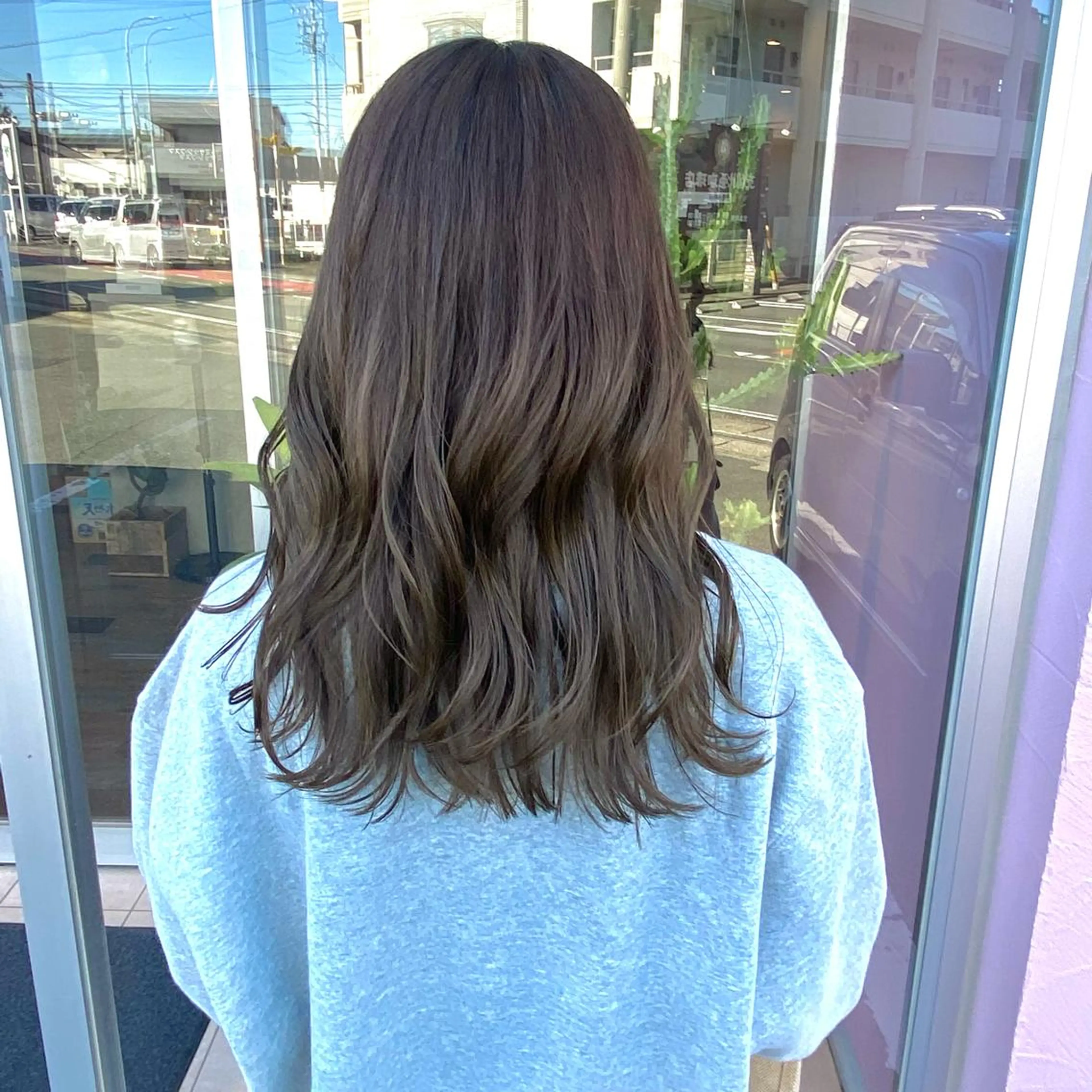 ロング カラー アッシュ 黒髪 ブリーチ ブルーカラー ブルーブラック 🌿寄り添い型美容師 🌿yuiのヘアスタイル