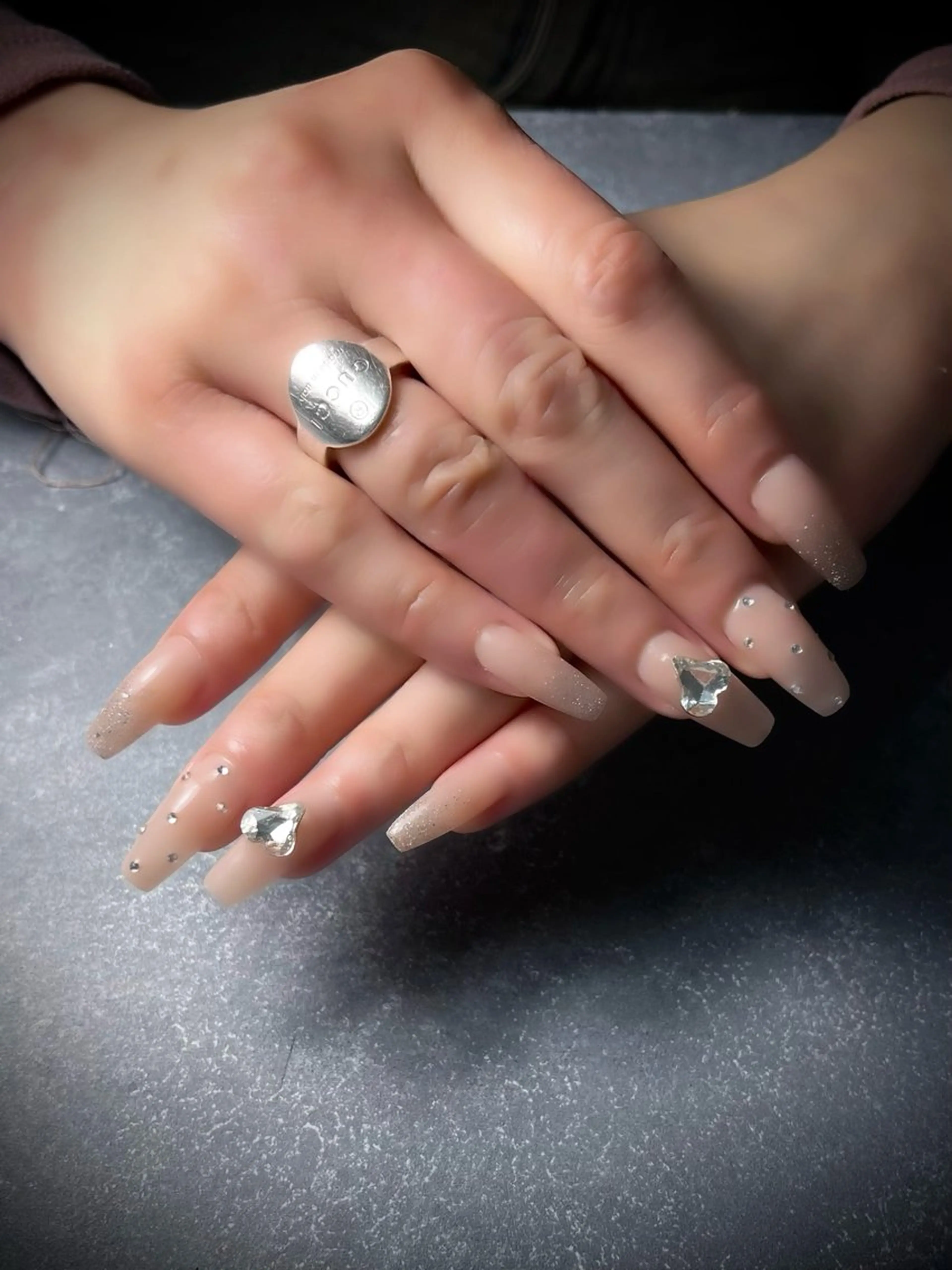 ネイル キラキラネイル マグネットネイル ワンカラーネイル スカルプネイル ワンホンネイル nine.🦋 YUKOのネイルデザイン