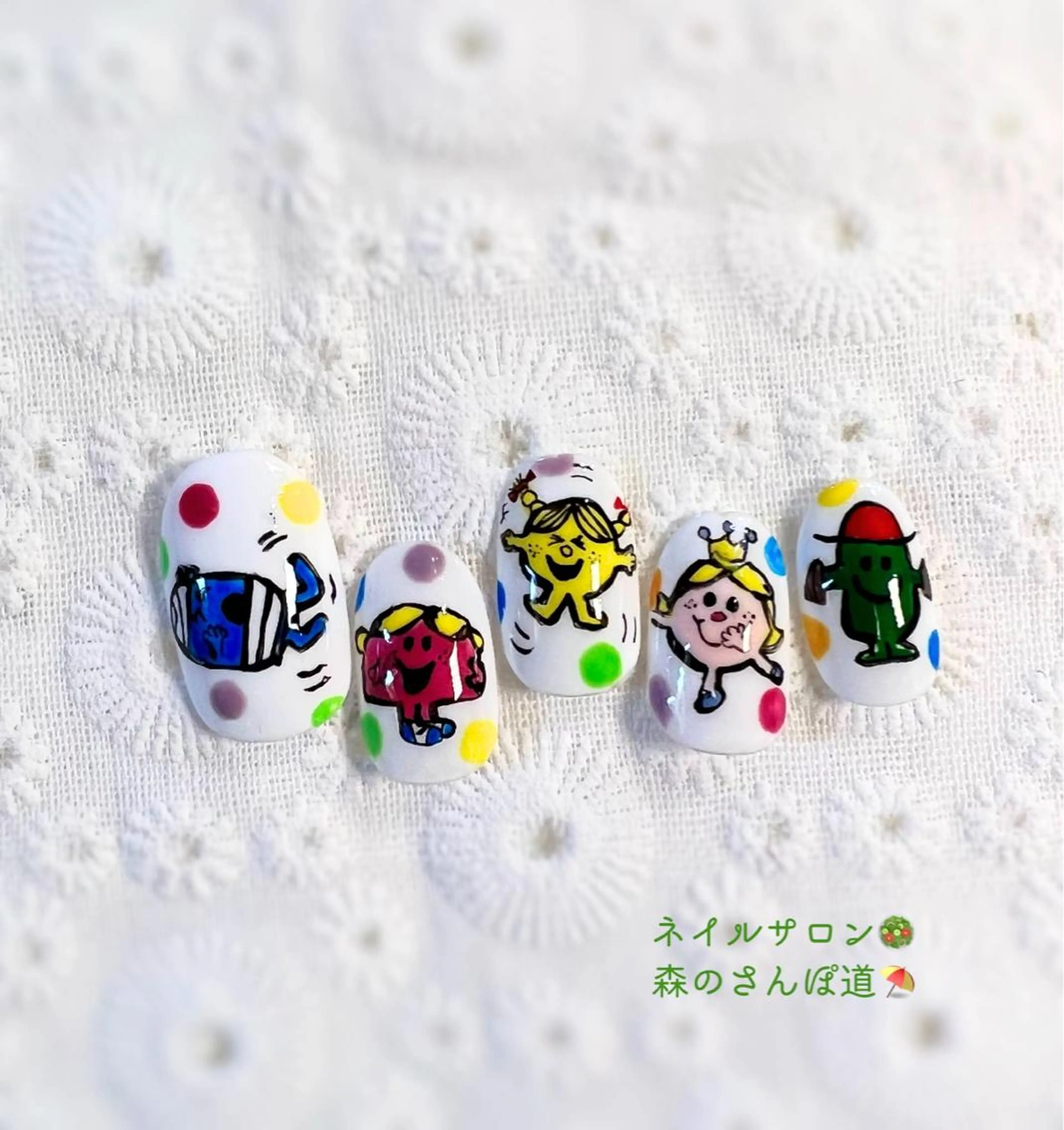 ネイル ハンドネイル 森のさんぽ道所属・ショートネイル 森のさんぽ道のネイルデザイン