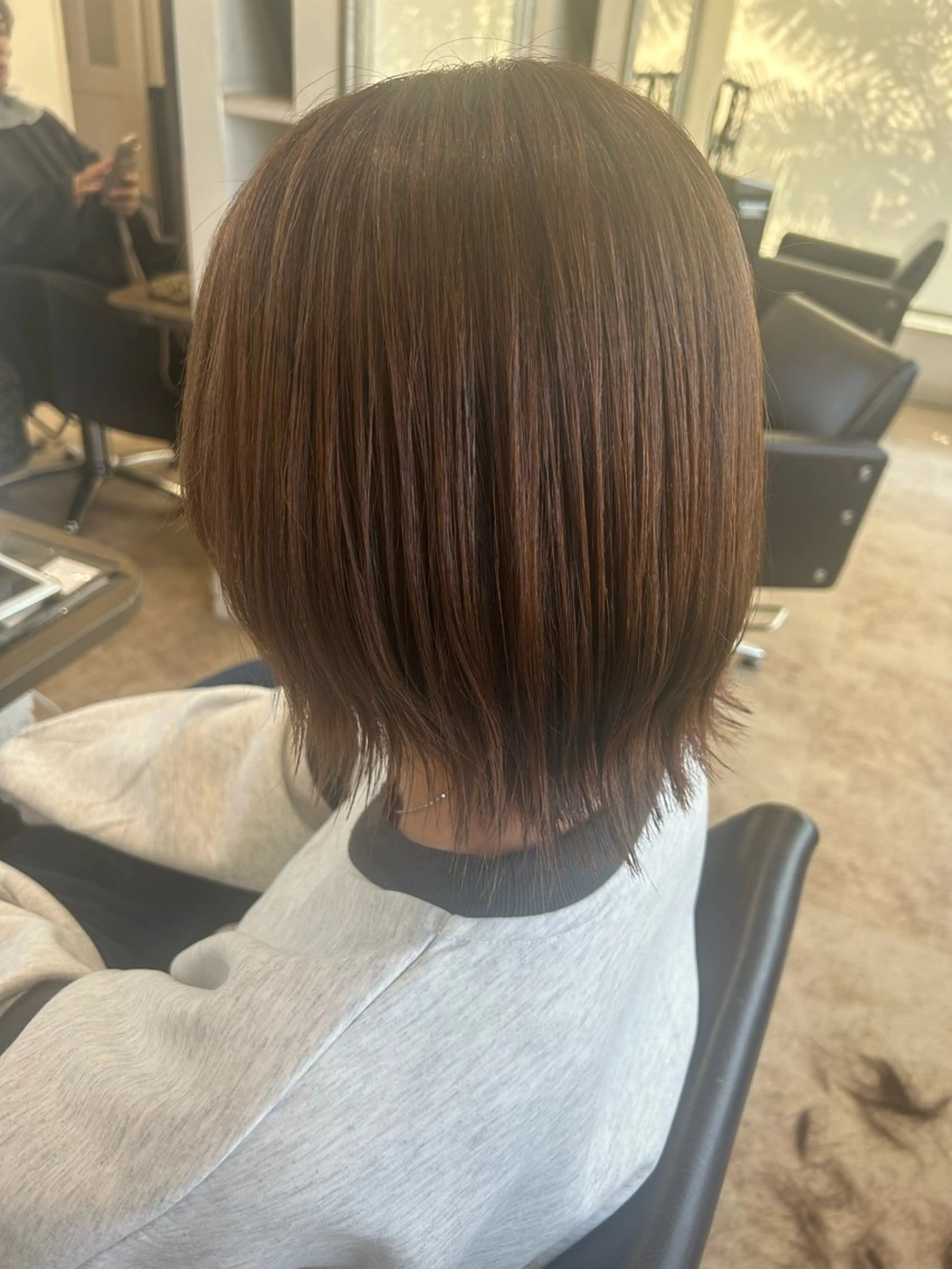 ミディアム 佐久間 優里のヘアスタイル