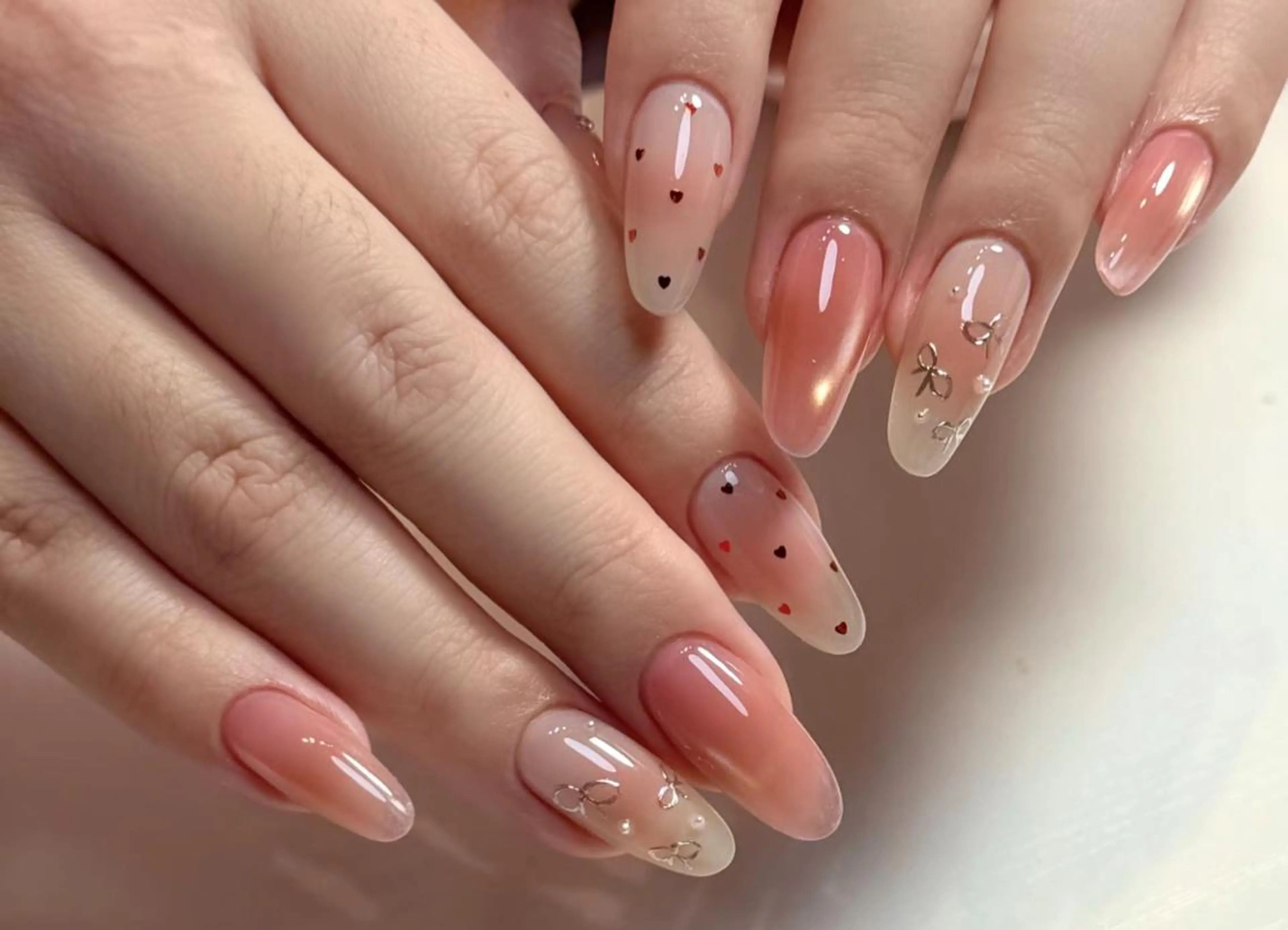 ネイル ハンドネイル 🎀 Ayaka_nailのネイルデザイン