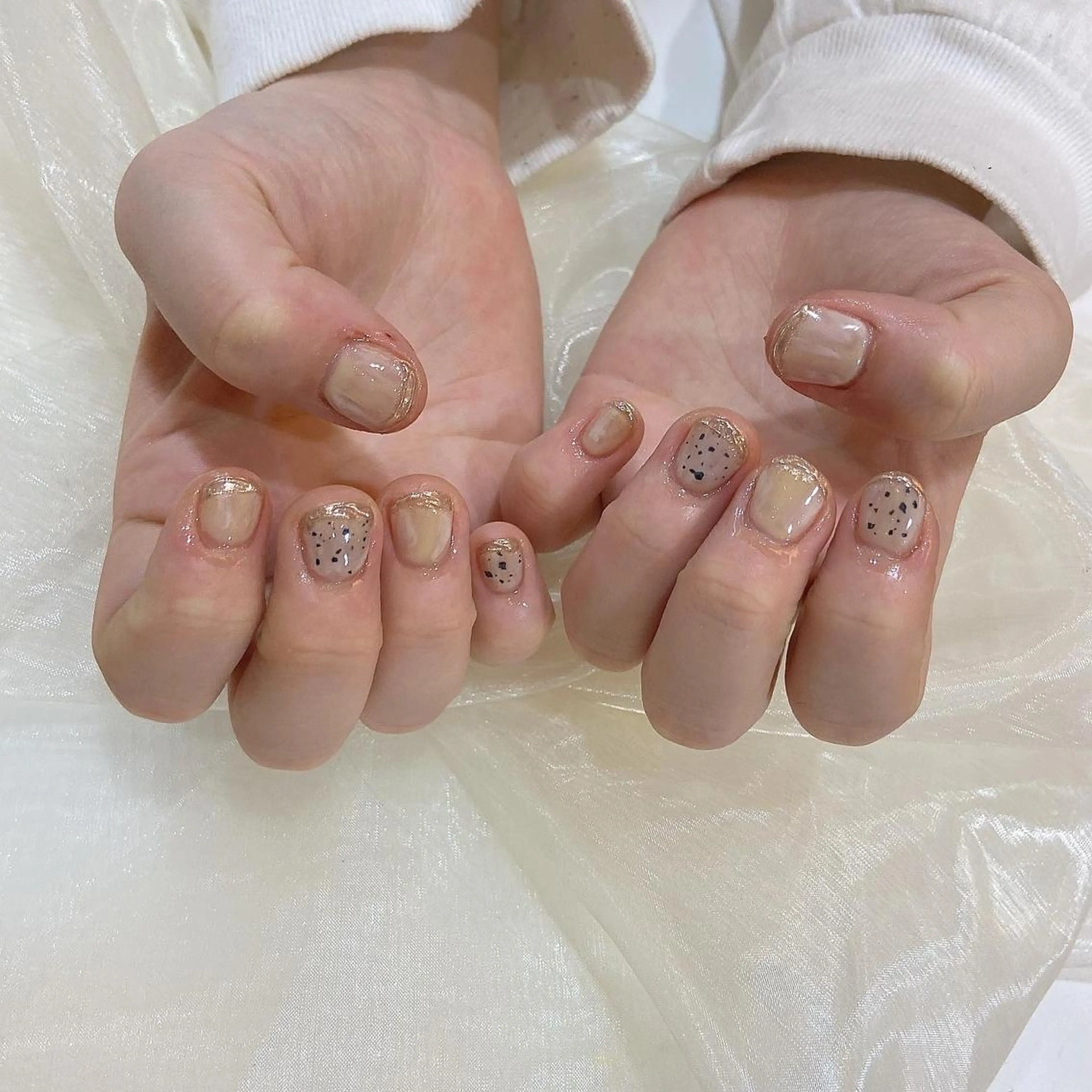ネイル ハンドネイル 𝕄𝕚𝕪𝕦🤍 自由が丘⌇パラジェルのネイルデザイン