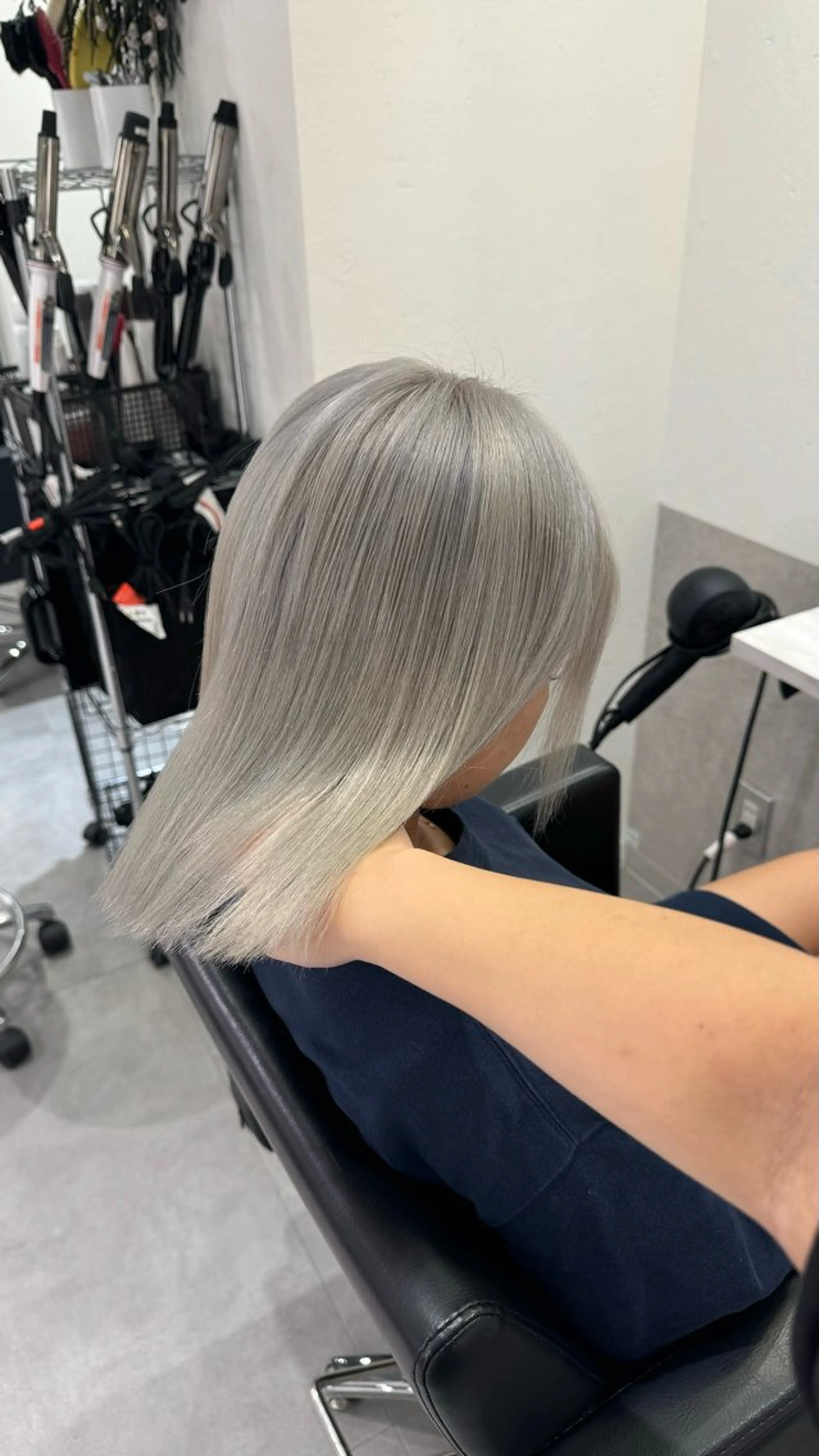 ミディアム CIERA.南船場所属・yuna🧡/心斎橋 ハイトーン/ブリーチのヘアスタイル