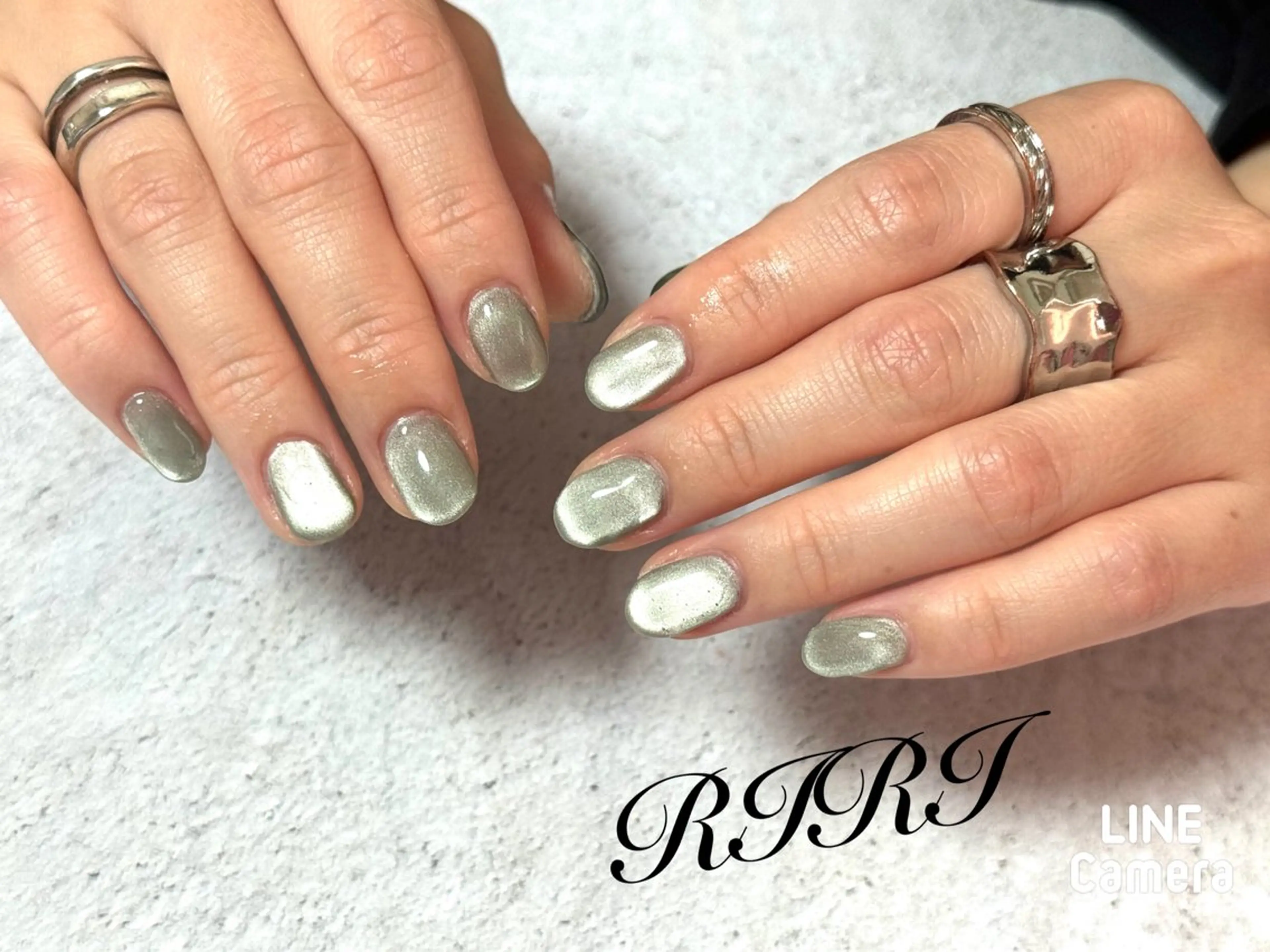 ネイル ジェルネイル マグネットネイル ショートネイル 冬ネイル ハンドネイル riri オーナーのネイルデザイン