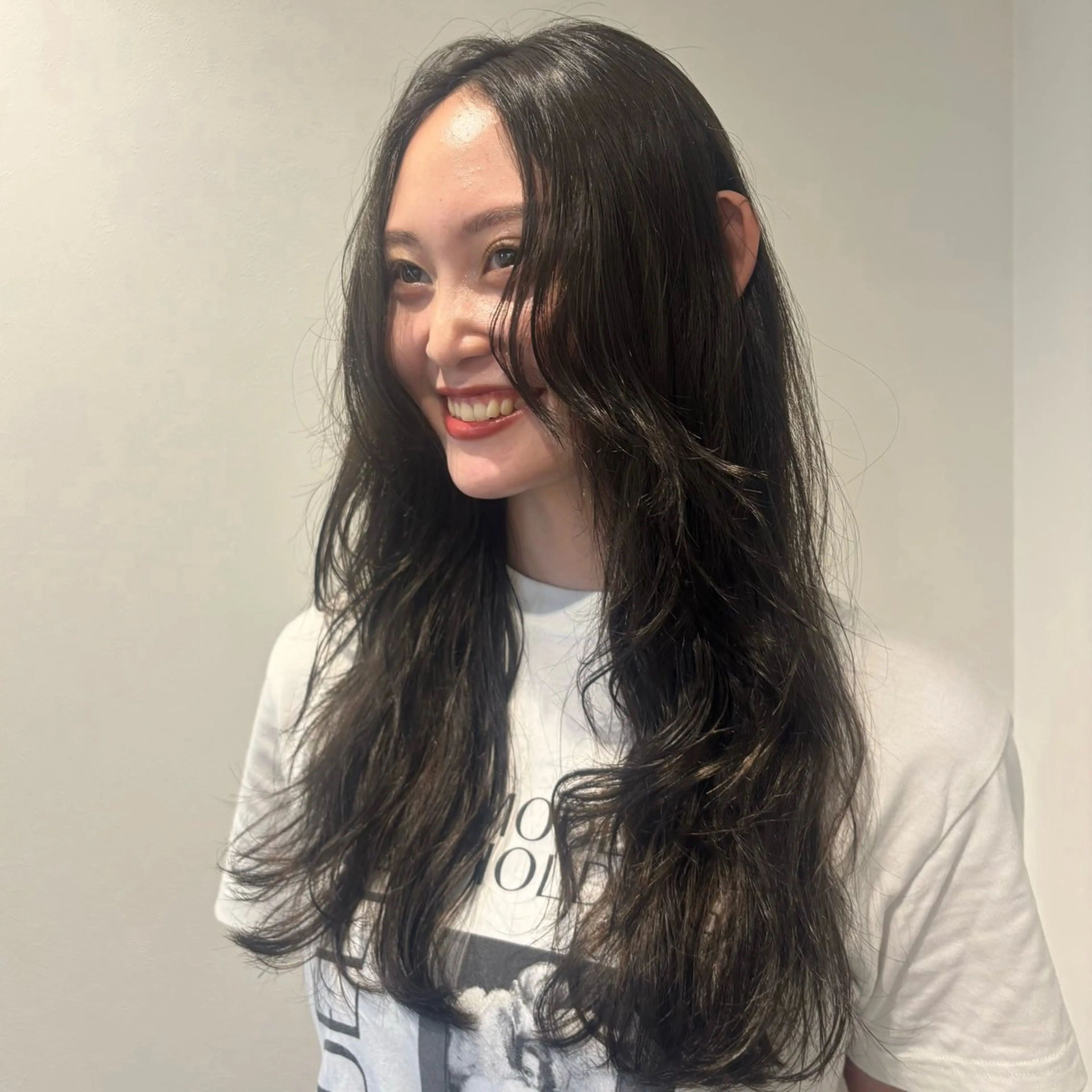 ロング パーマ 透明感カラー/ レイヤー🪽千優のヘアスタイル