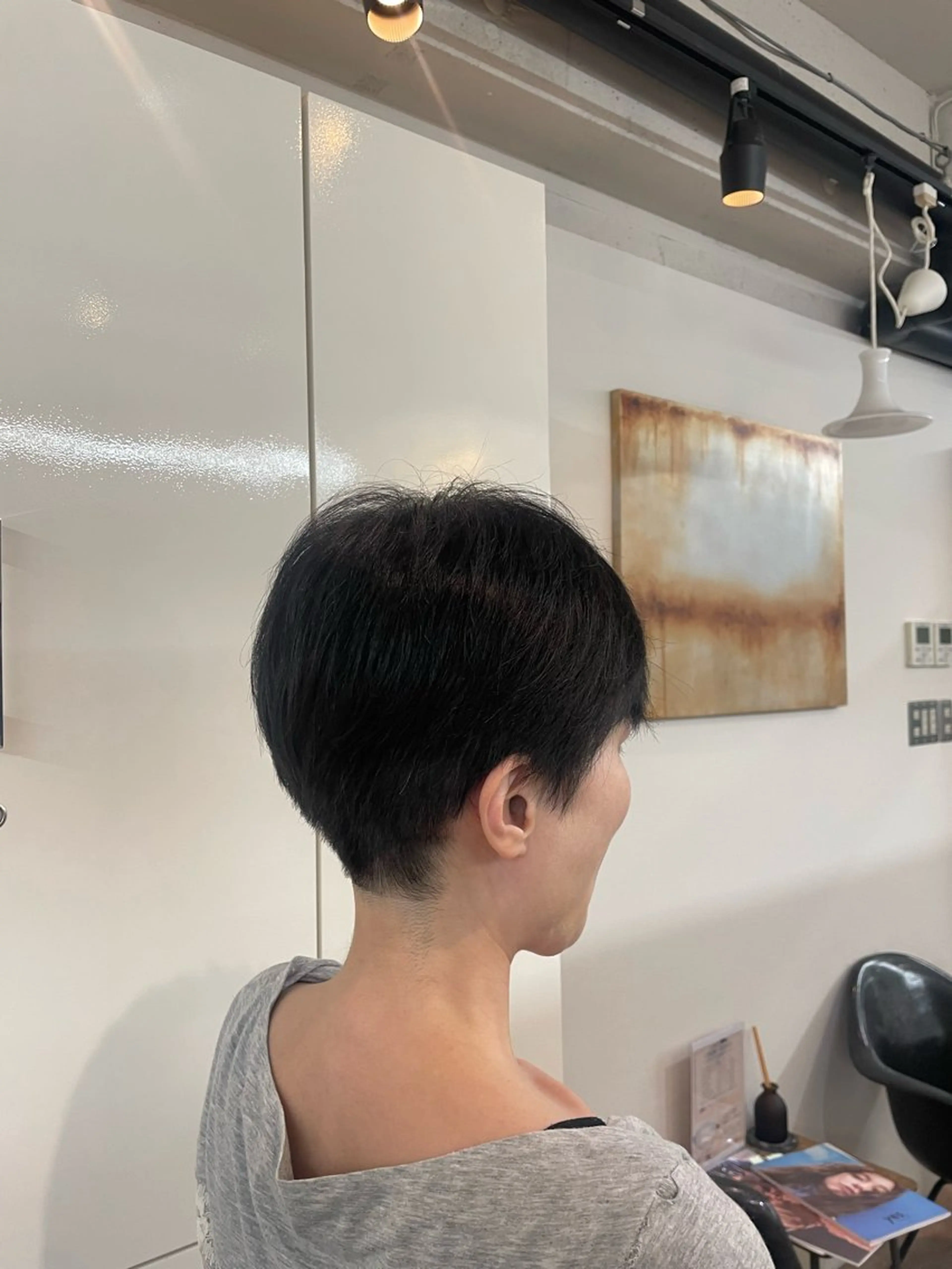 ショート ショートヘア elena byartefice所属・安達 萌花のヘアスタイル