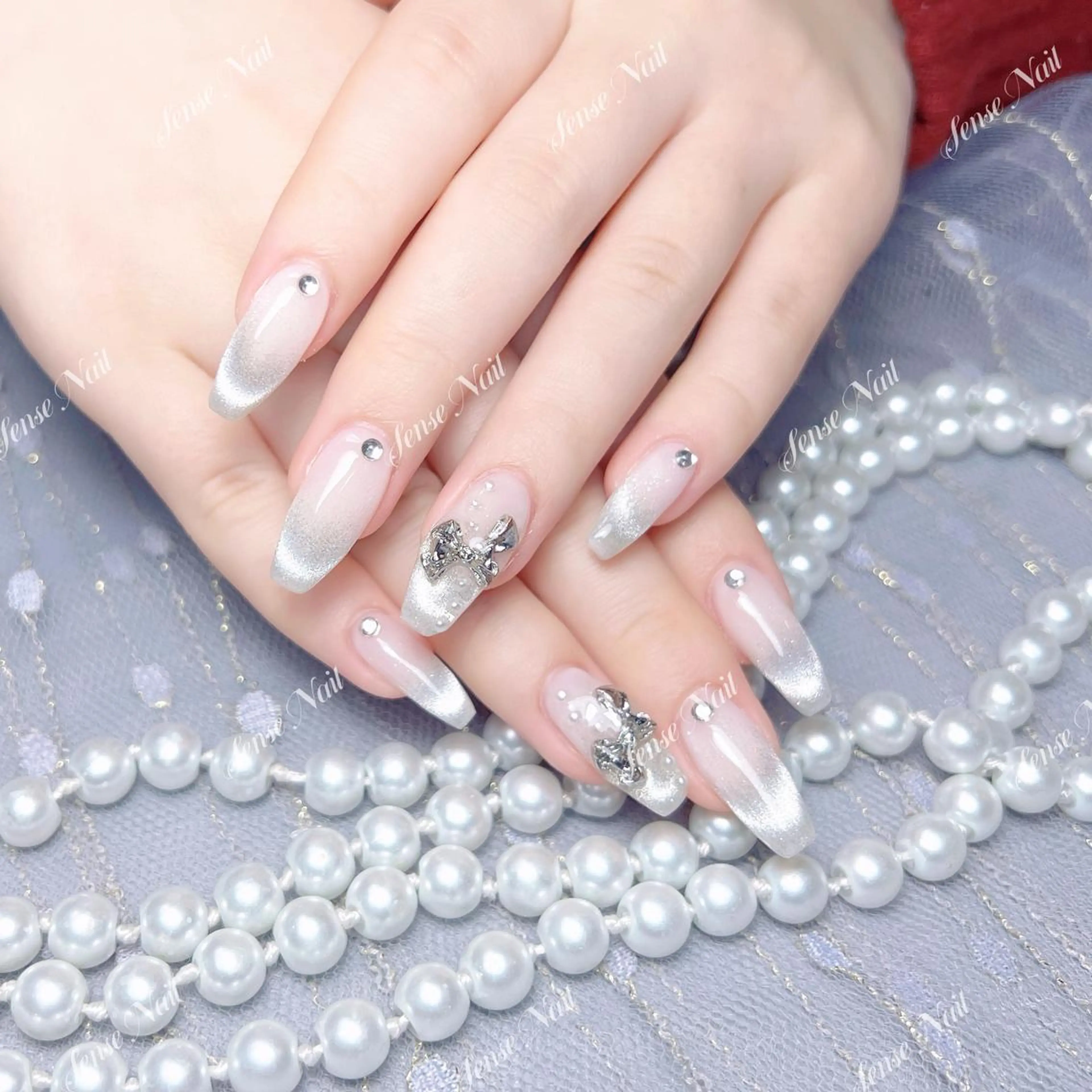 ネイル Queening 🦋のネイルデザイン