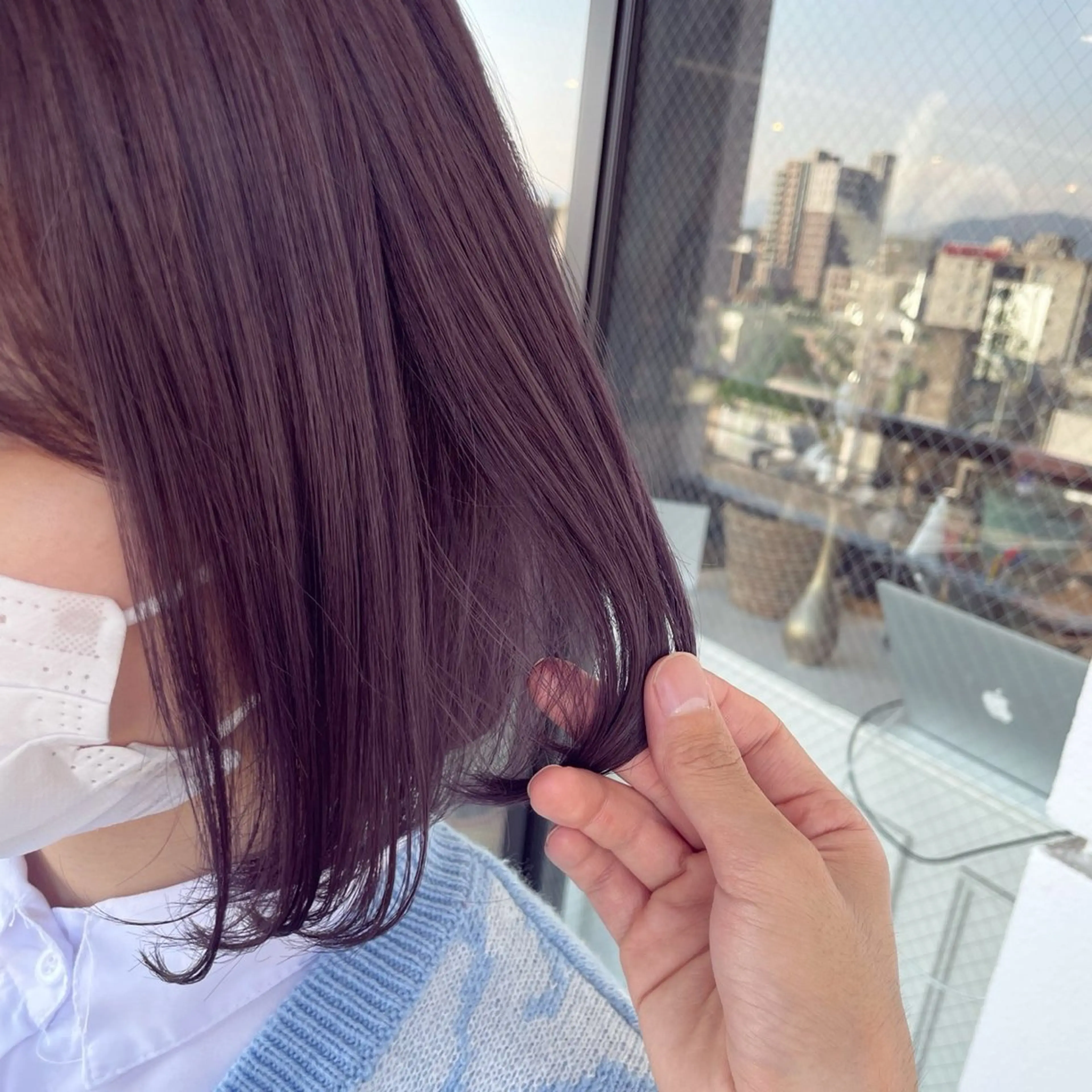 ミディアム カラー ヘアカラー 榎宮 秀のヘアスタイル