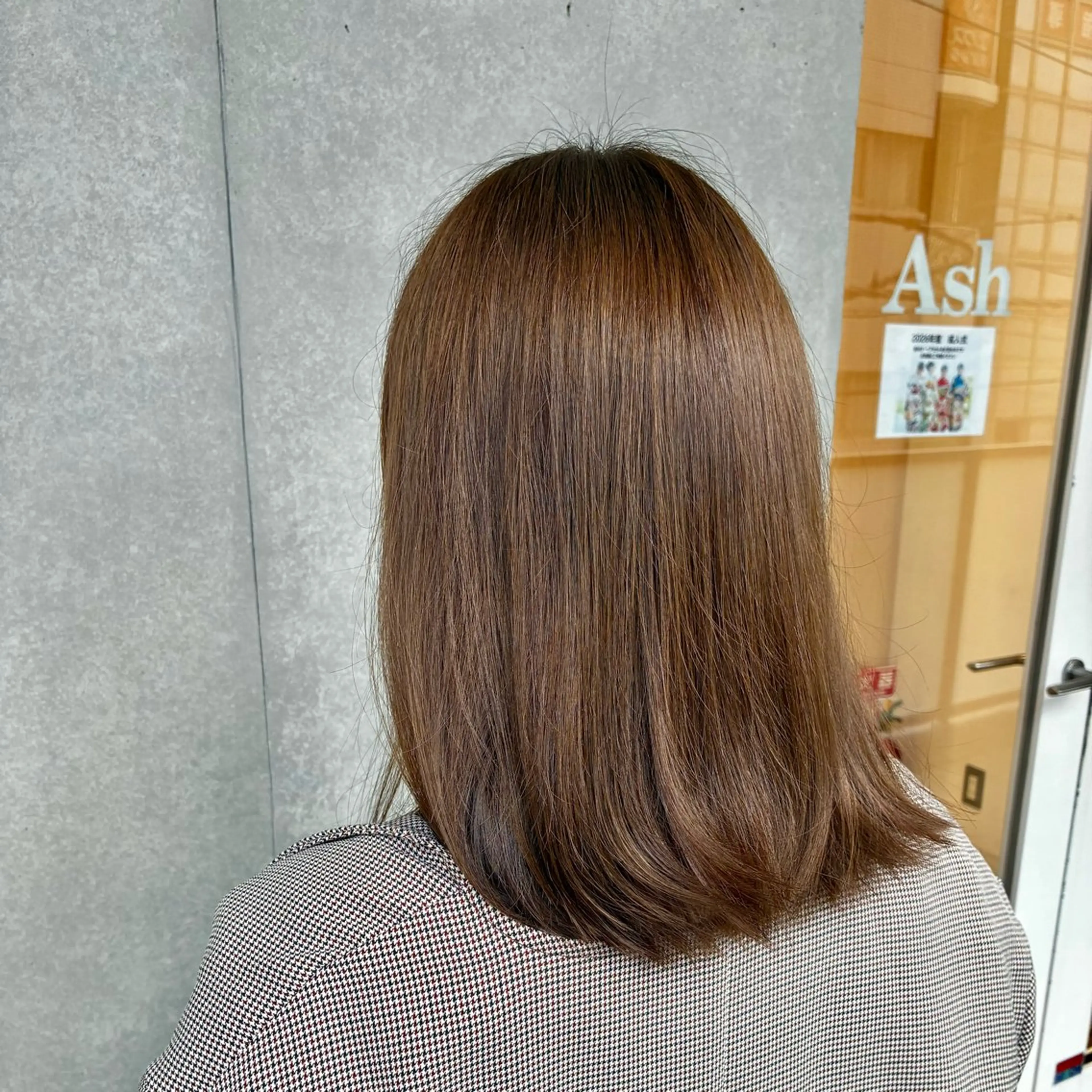 セミロング カラー オリーブカラー ヘアカラー 遠藤姫花 𝒂𝒔𝒉草加𓂃のヘアスタイル