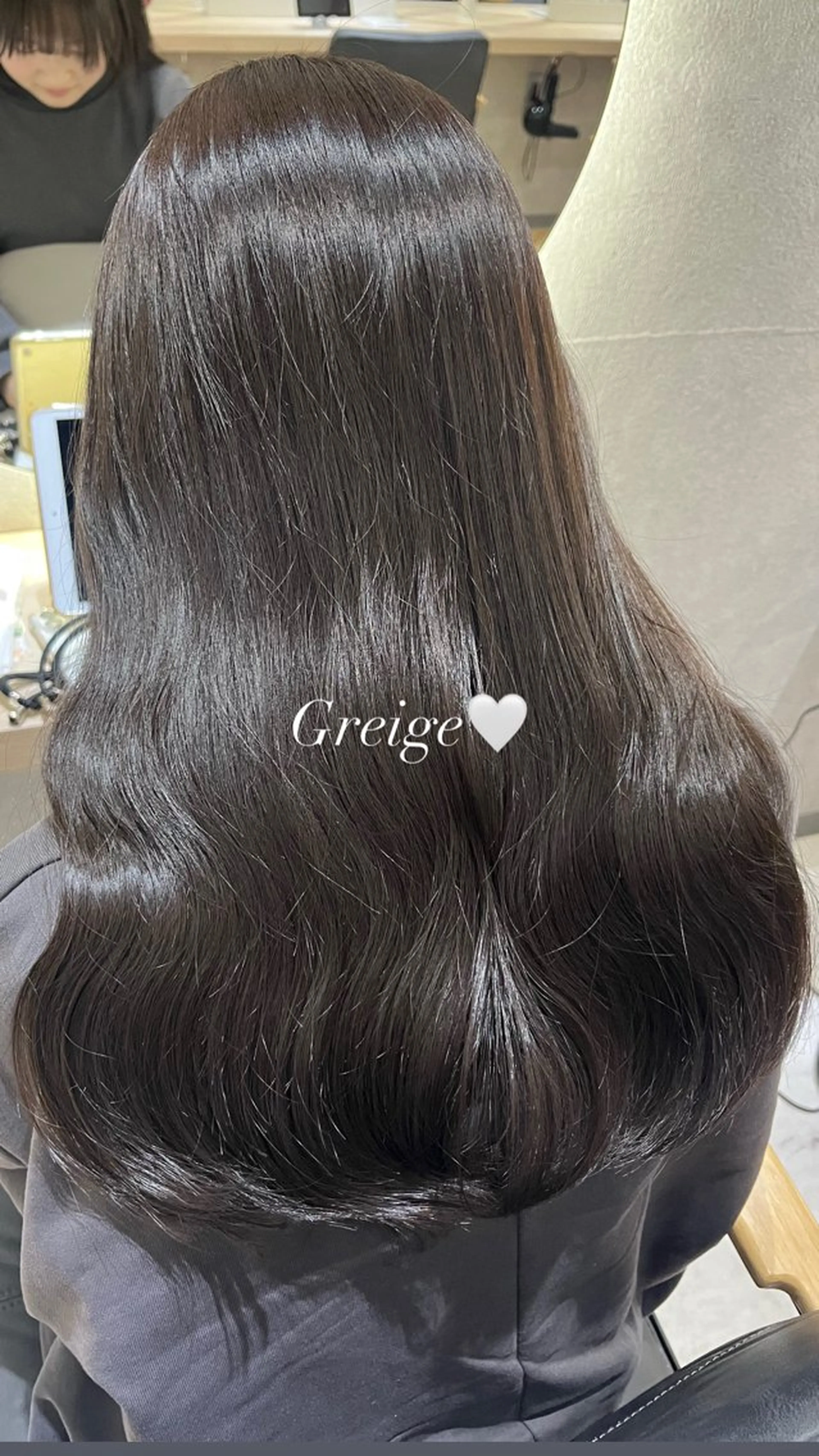 ロング カット ヘアカラー トリートメント 韓国レイヤー／顔周り ／ブリーチことこのヘアスタイル