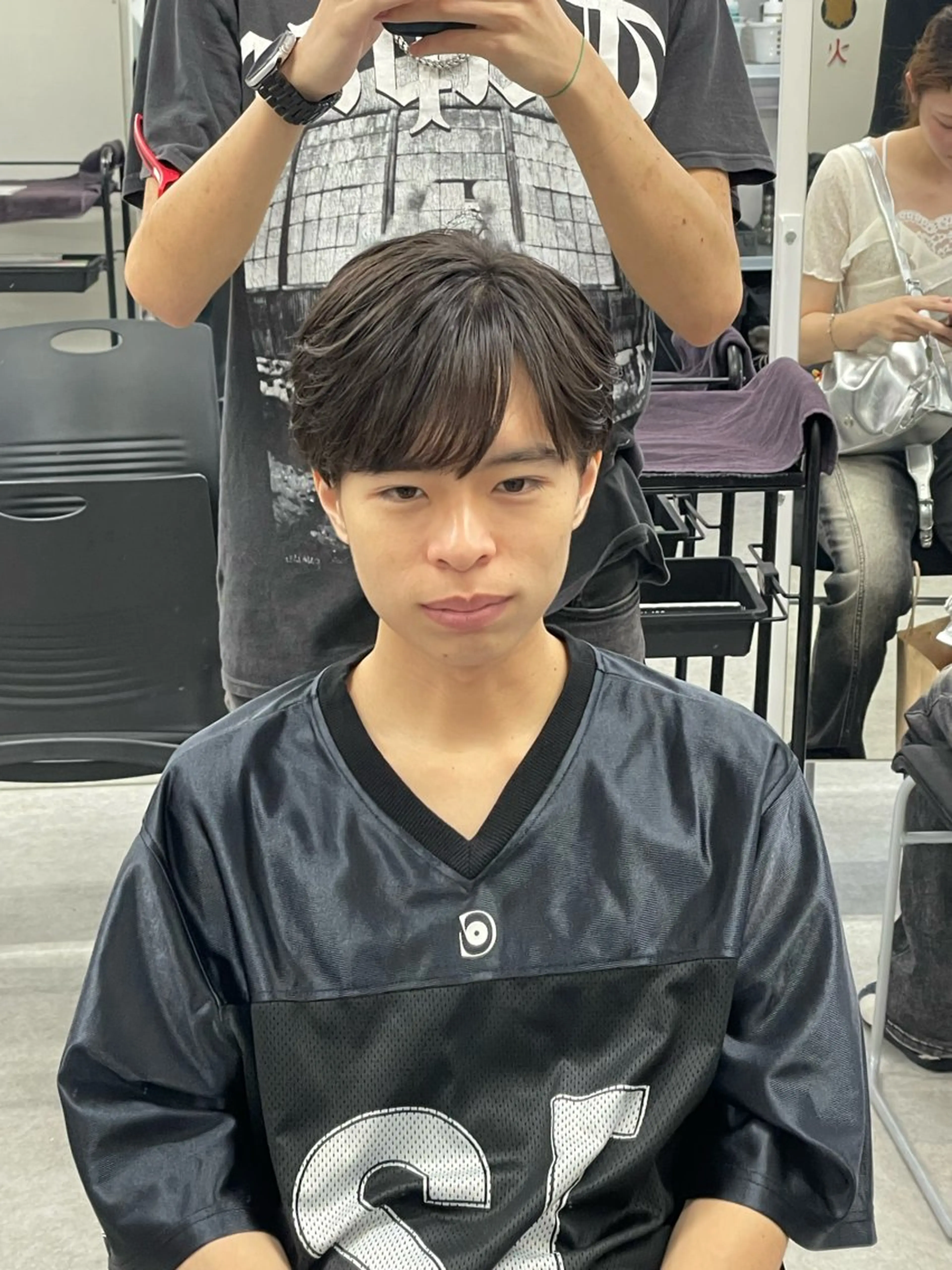 メンズ センターパート メンズハイライト メンズメッシュ マッシュ メンズパーマ 波巻き/サーフカール 🌊吉野裕稀のヘアスタイル