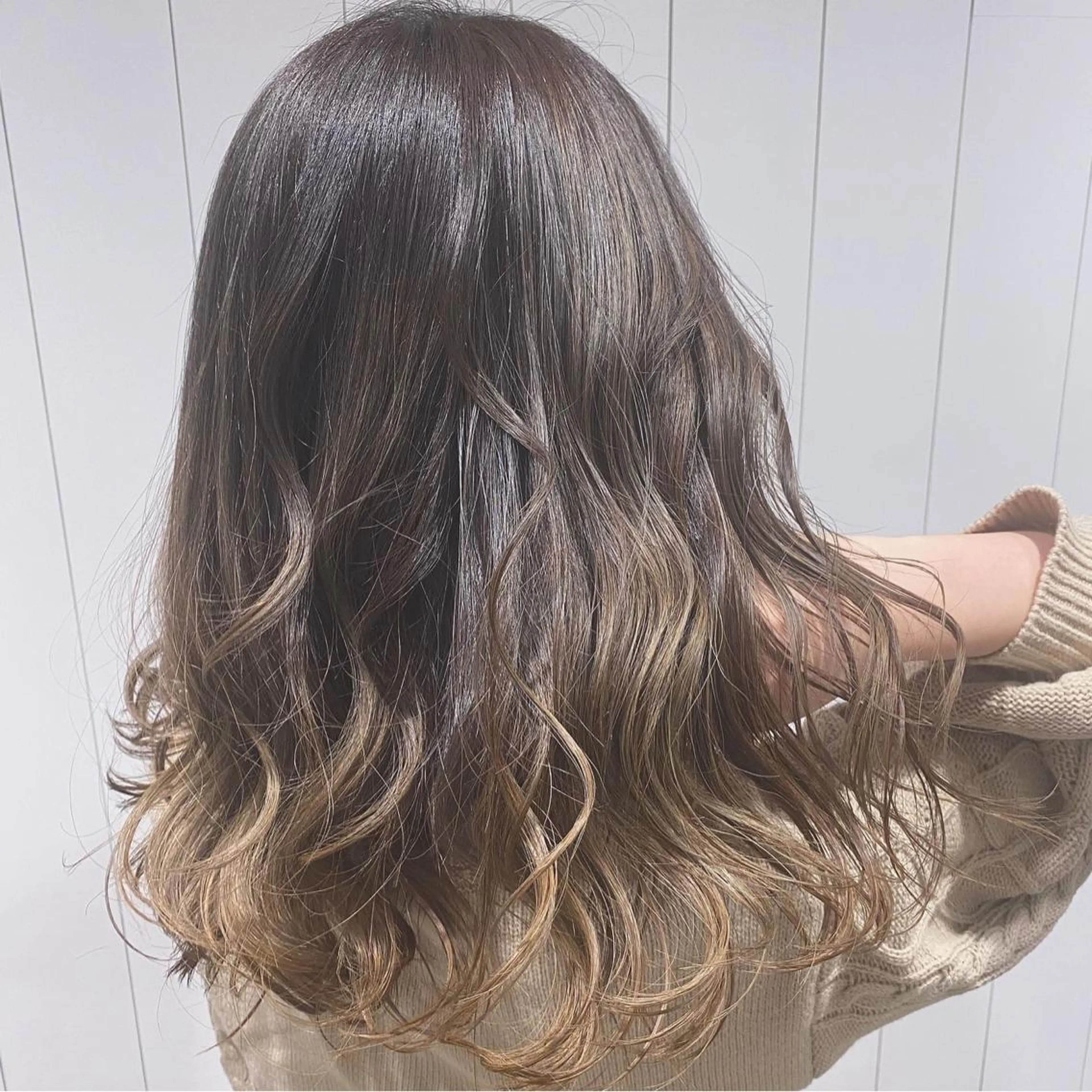 ミディアム カラー La fith hair vail 梅田店【ラフィス　ヘアー　ヴェイル】所属・根津 友輔のヘアスタイル