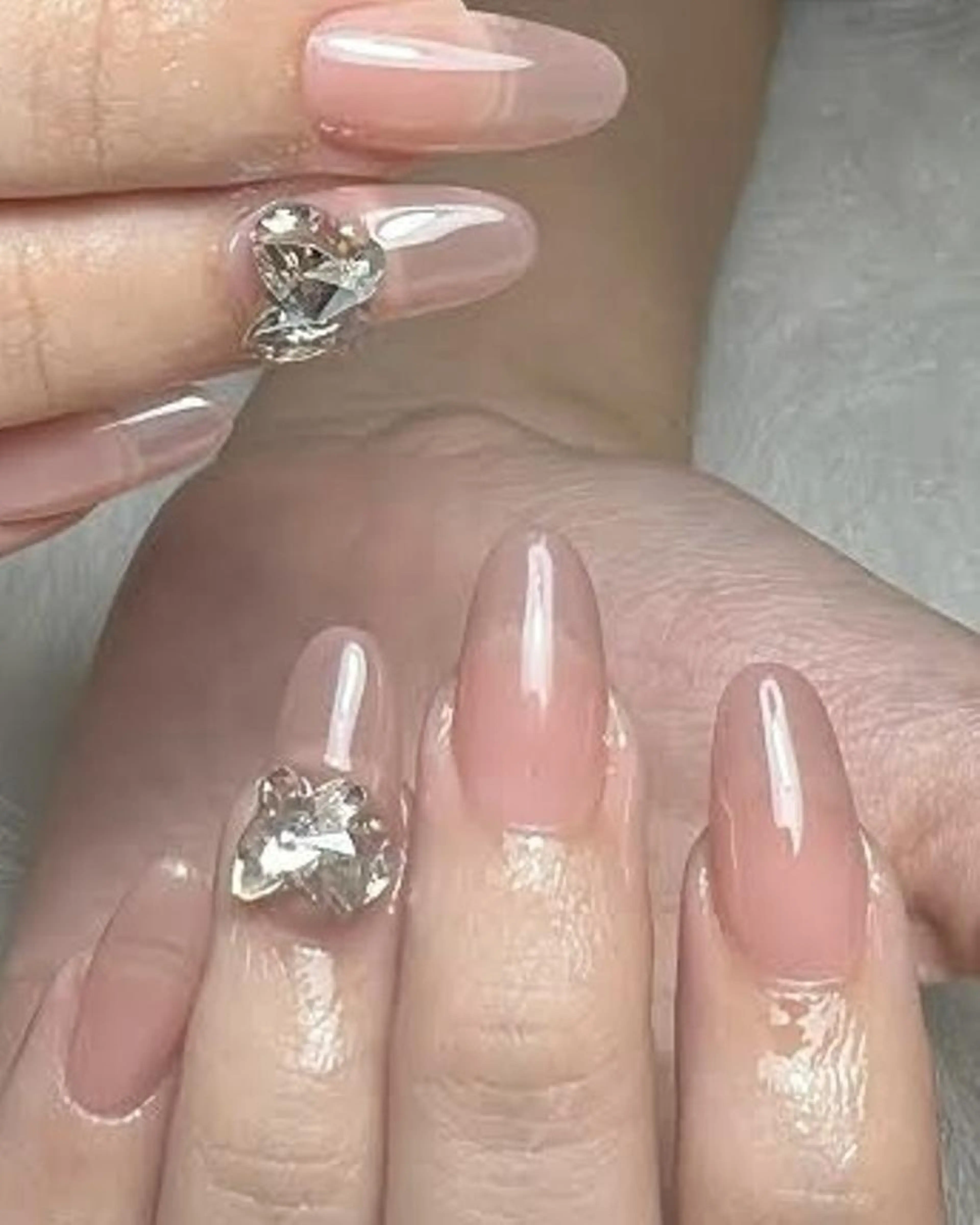 ★【チップ長さだし+ワンカラー+韓国ワンホンパーツストーン両手2本付け放題】8000円(ソフトジェルオフ500円)の写真