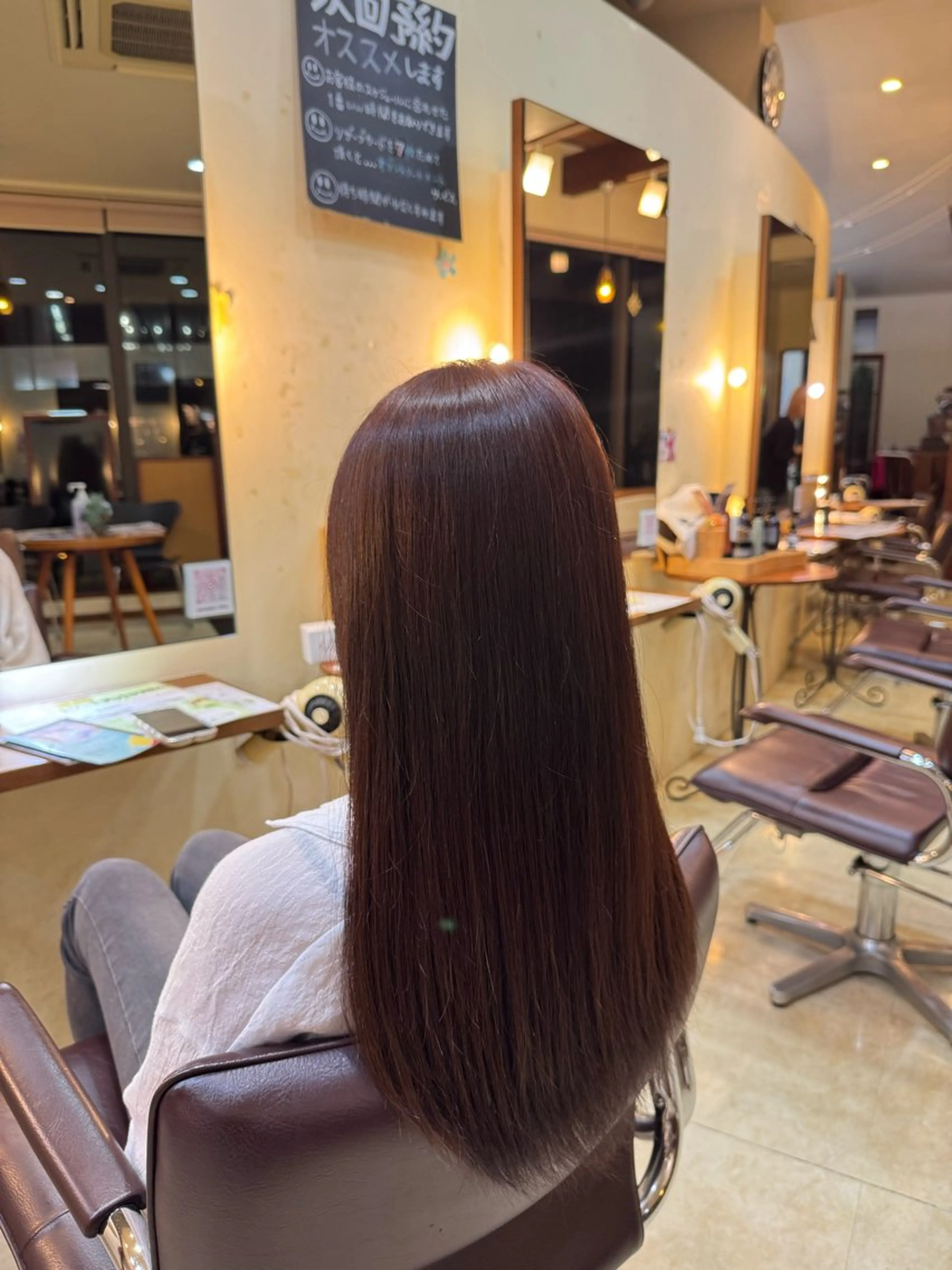 セミロング カラー hair&makeRIHGA所属・善方 心音のヘアスタイル