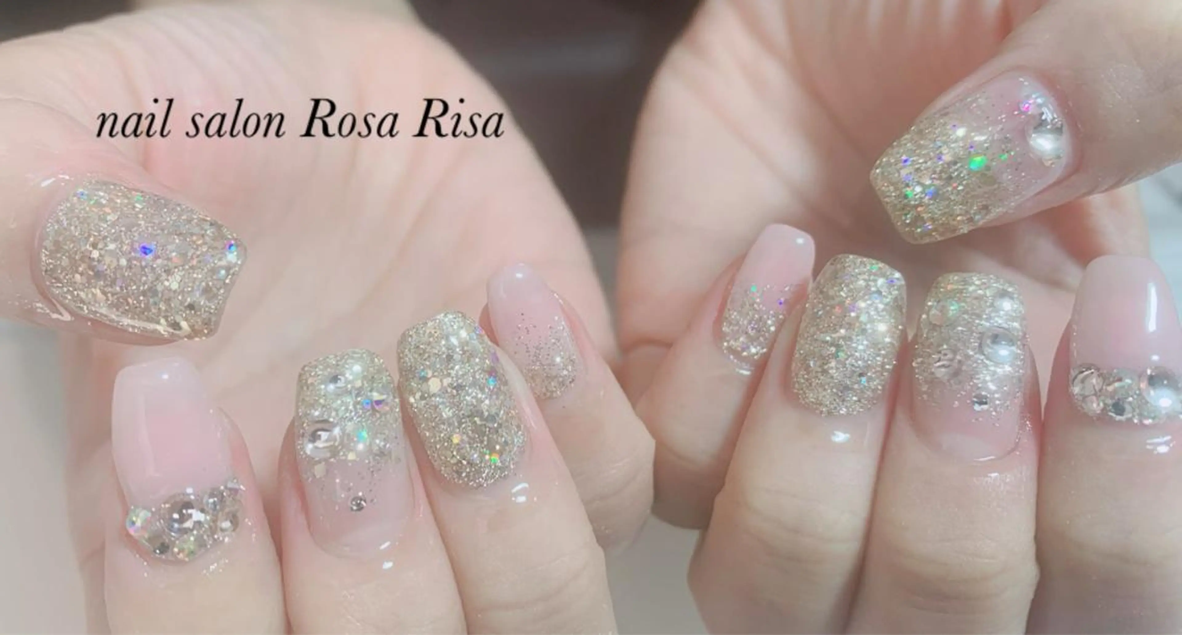 ミディアム ネイル 韓国風ヘア キラキラネイル 韓国ネイル ハンドネイル ネイルスタジオ シェイクユアハンズのネイルデザイン