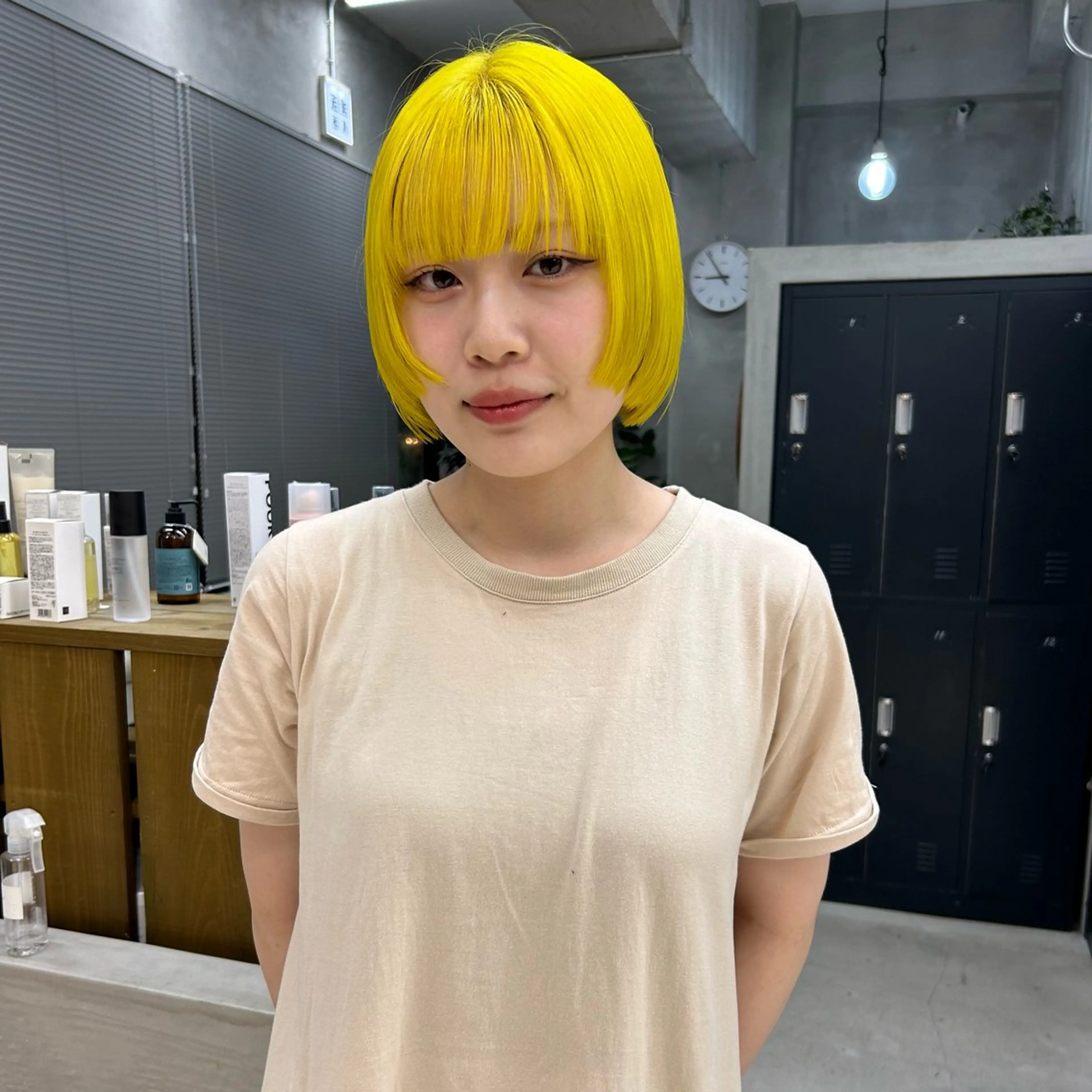 ショート カラー カット　パーマ ／シオンのヘアスタイル