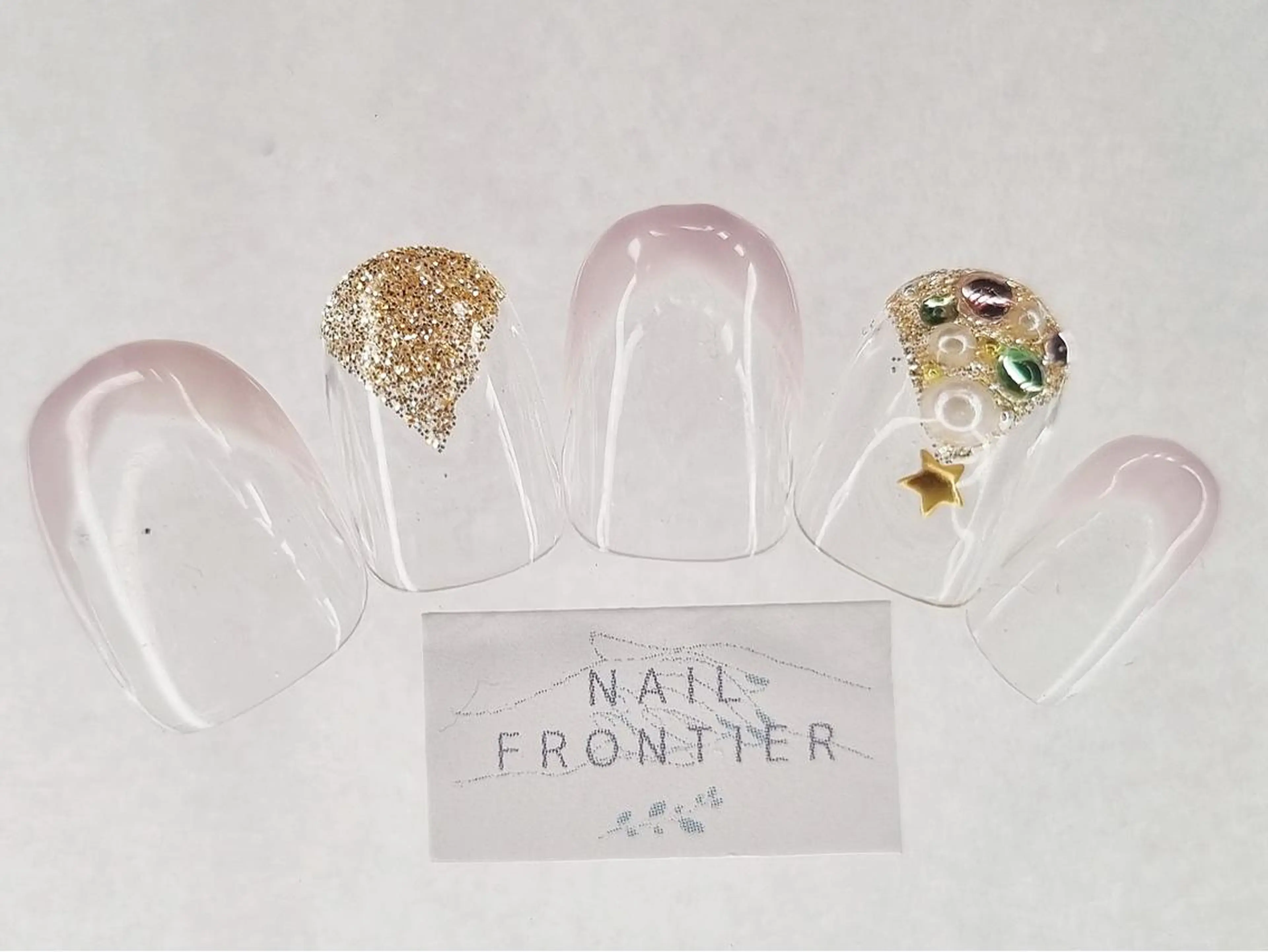 ネイル フレンチネイル ジェルネイル オフィスネイル パラジェル シンプルネイル 吉祥寺🌟 ネイルフロンティアのネイルデザイン