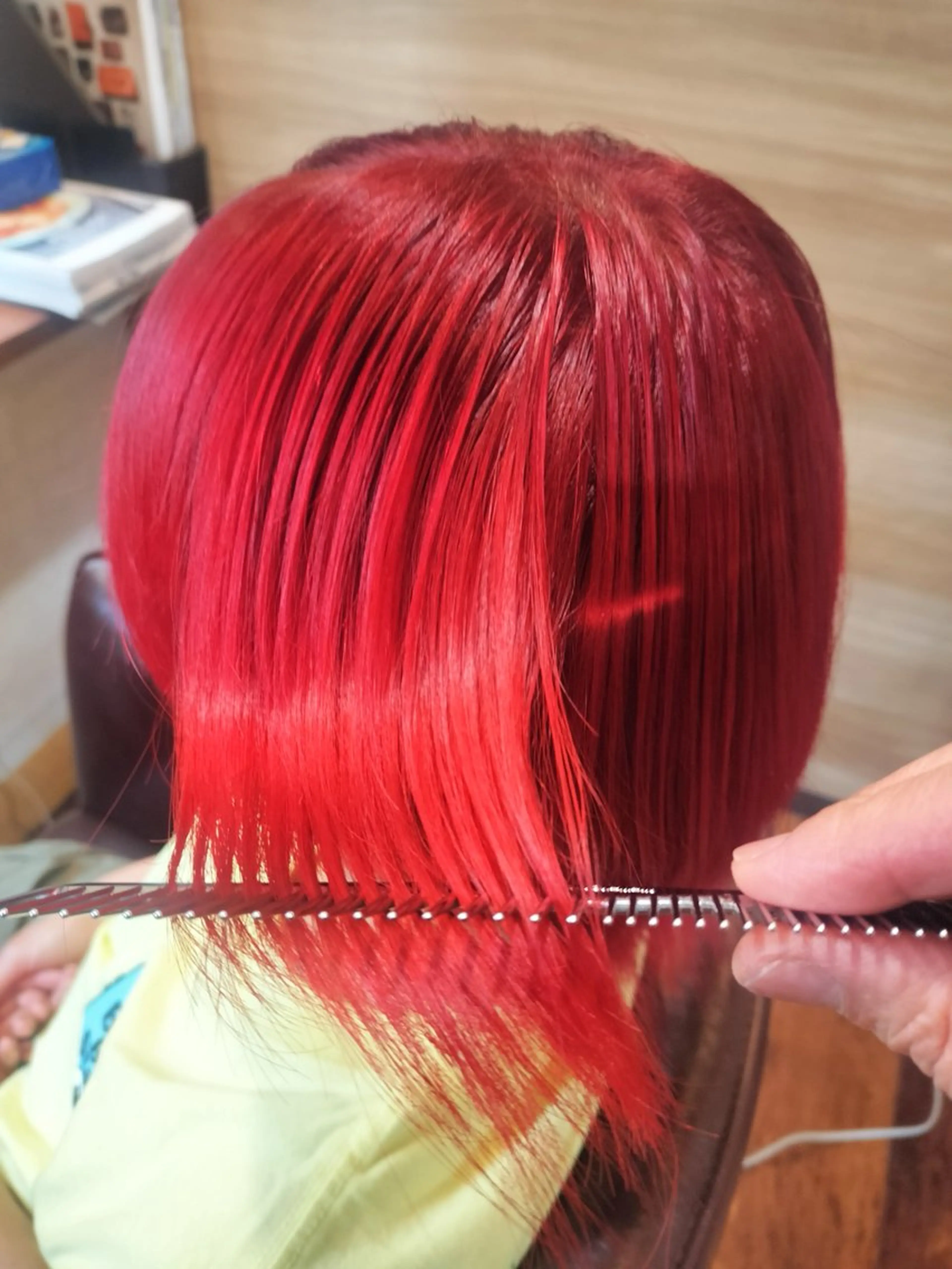 ミディアム カラー レッドカラー 稲田 全将のヘアスタイル