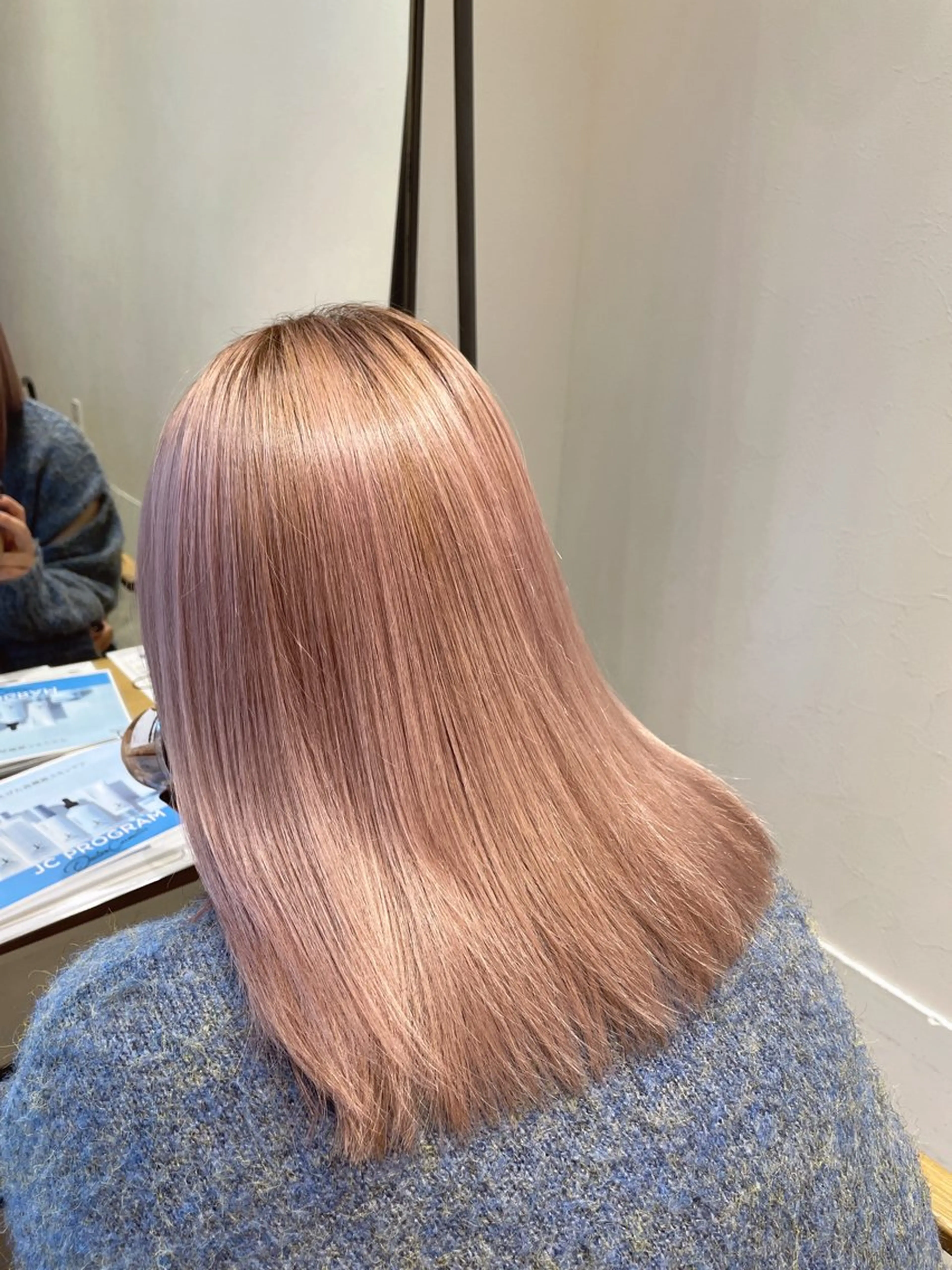 ロング 髪質改善 トリートメント sugar所属・sugar 髪質改善　窪田晴菜のマツエク・マツパデザイン